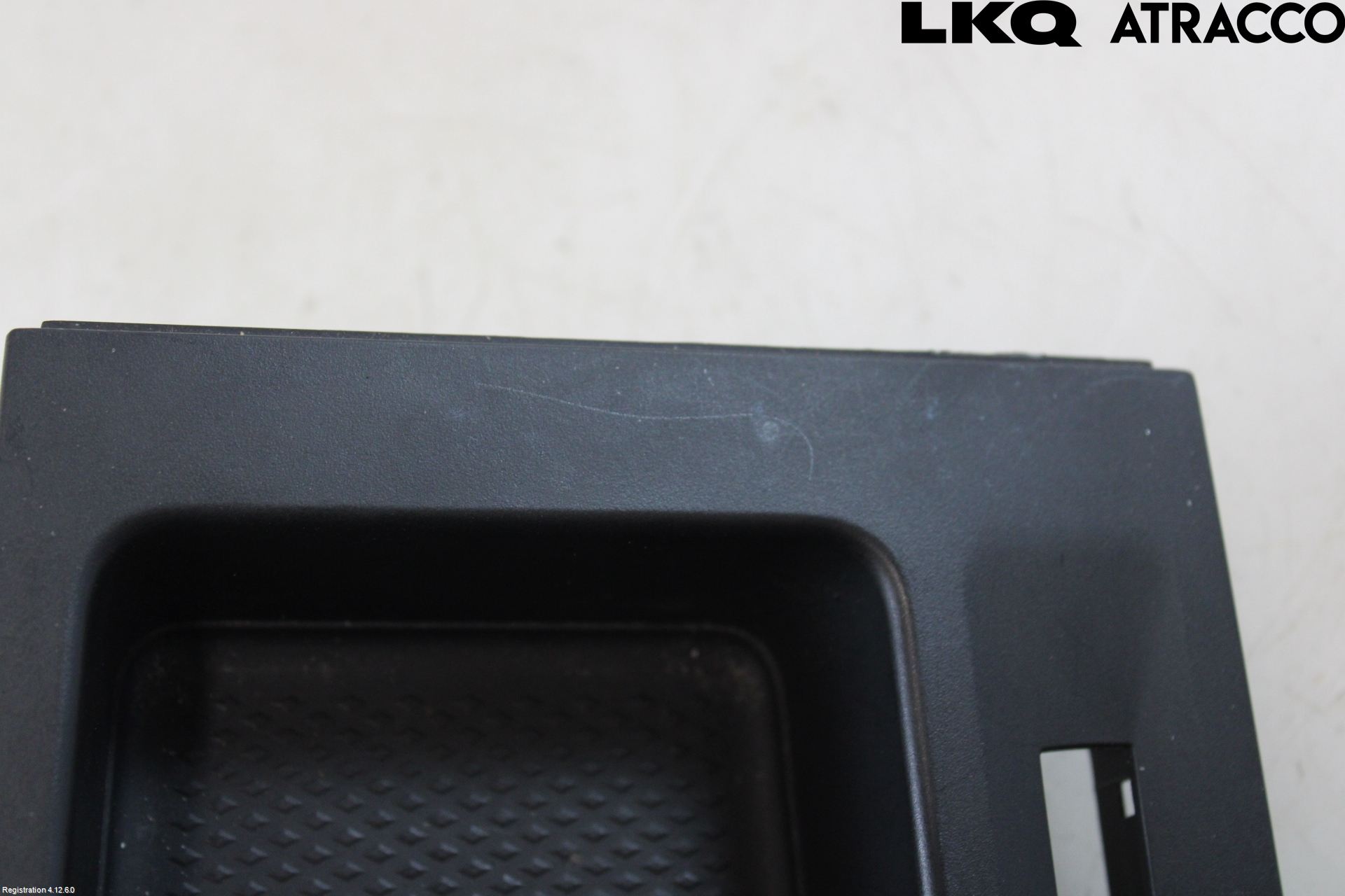 Volkswagen VW CADDY 21- Instrumentkonsoll Midt