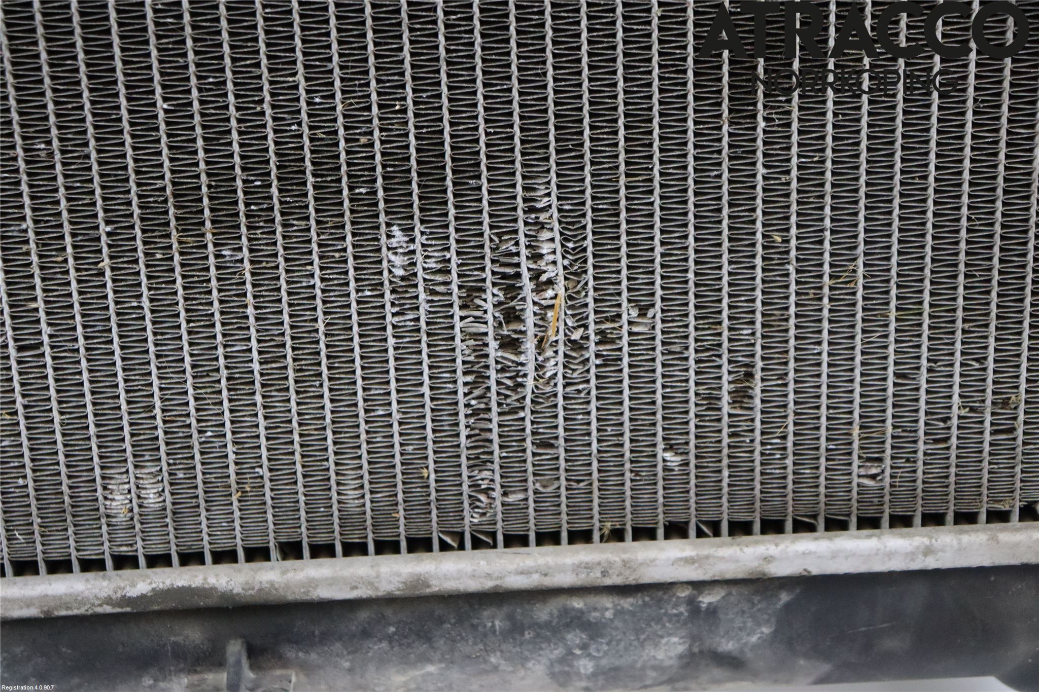 Nissan NAVARA 05-16 Radiator Automat