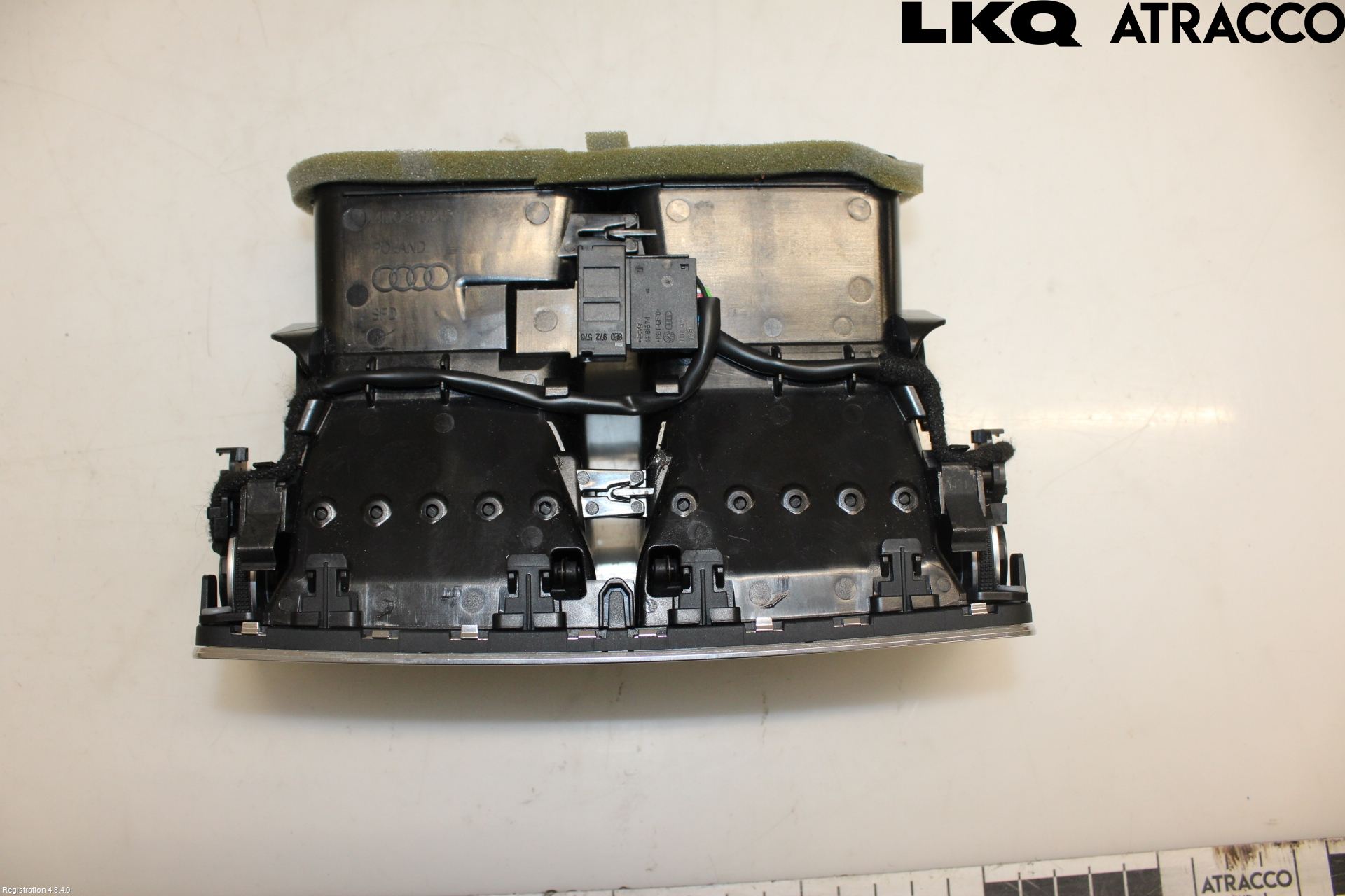 Audi Q7/SQ7 Dashbord Kanal - Dyse