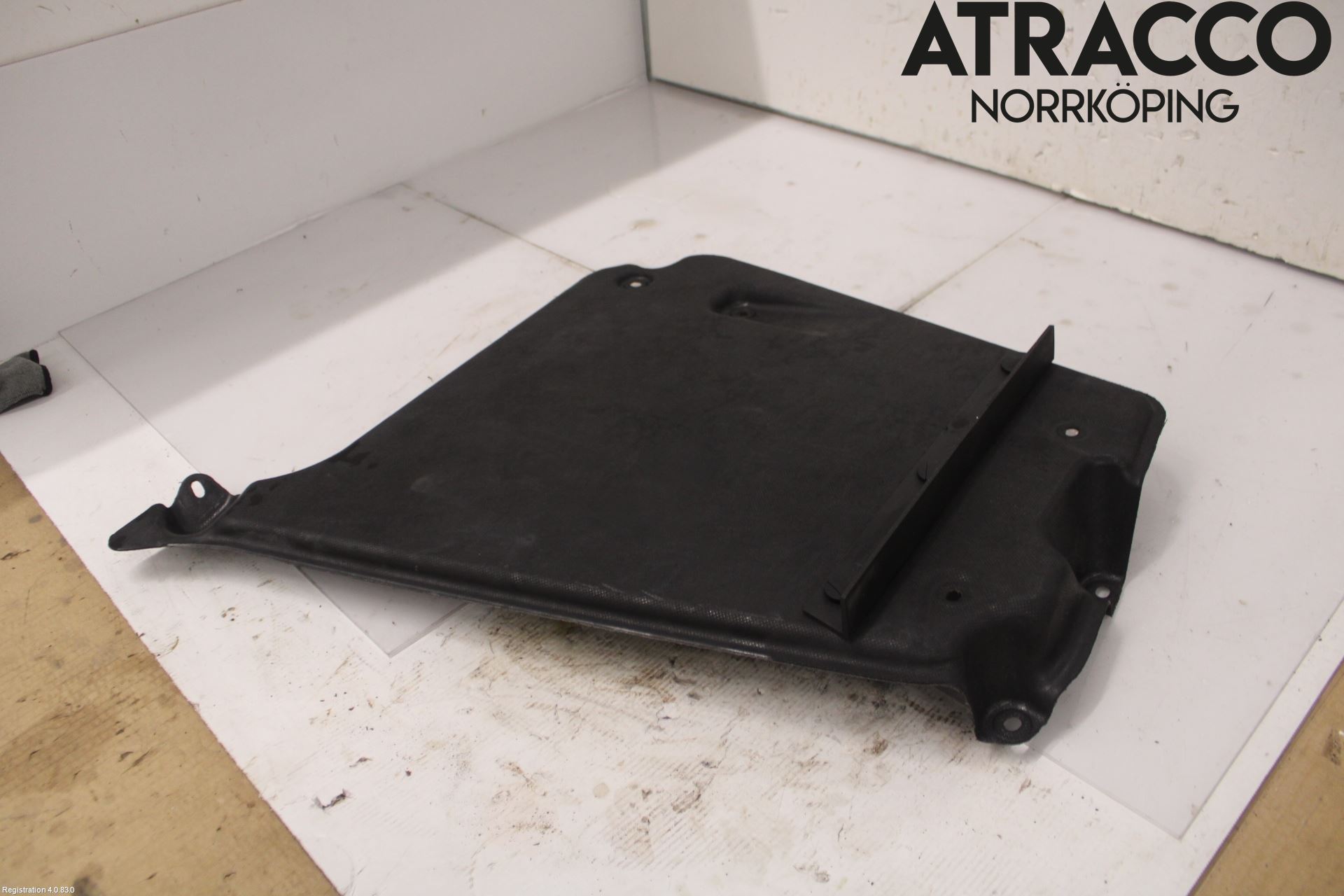 Audi A6 F2/C8 19- Bunnplate U Motor-Gear-Dørk