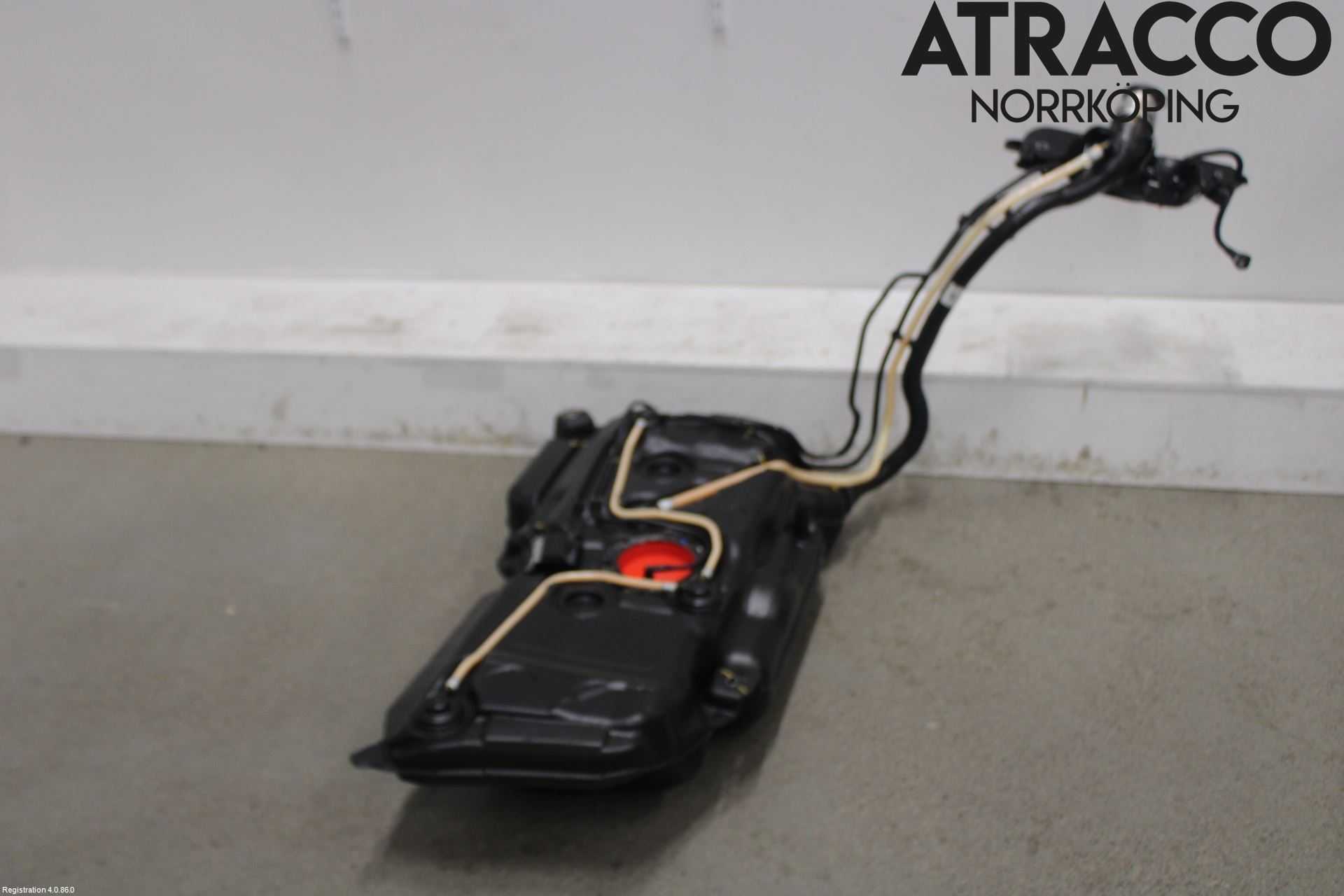 Audi Q3 F3 19- Drivstofftank Innsprøytning