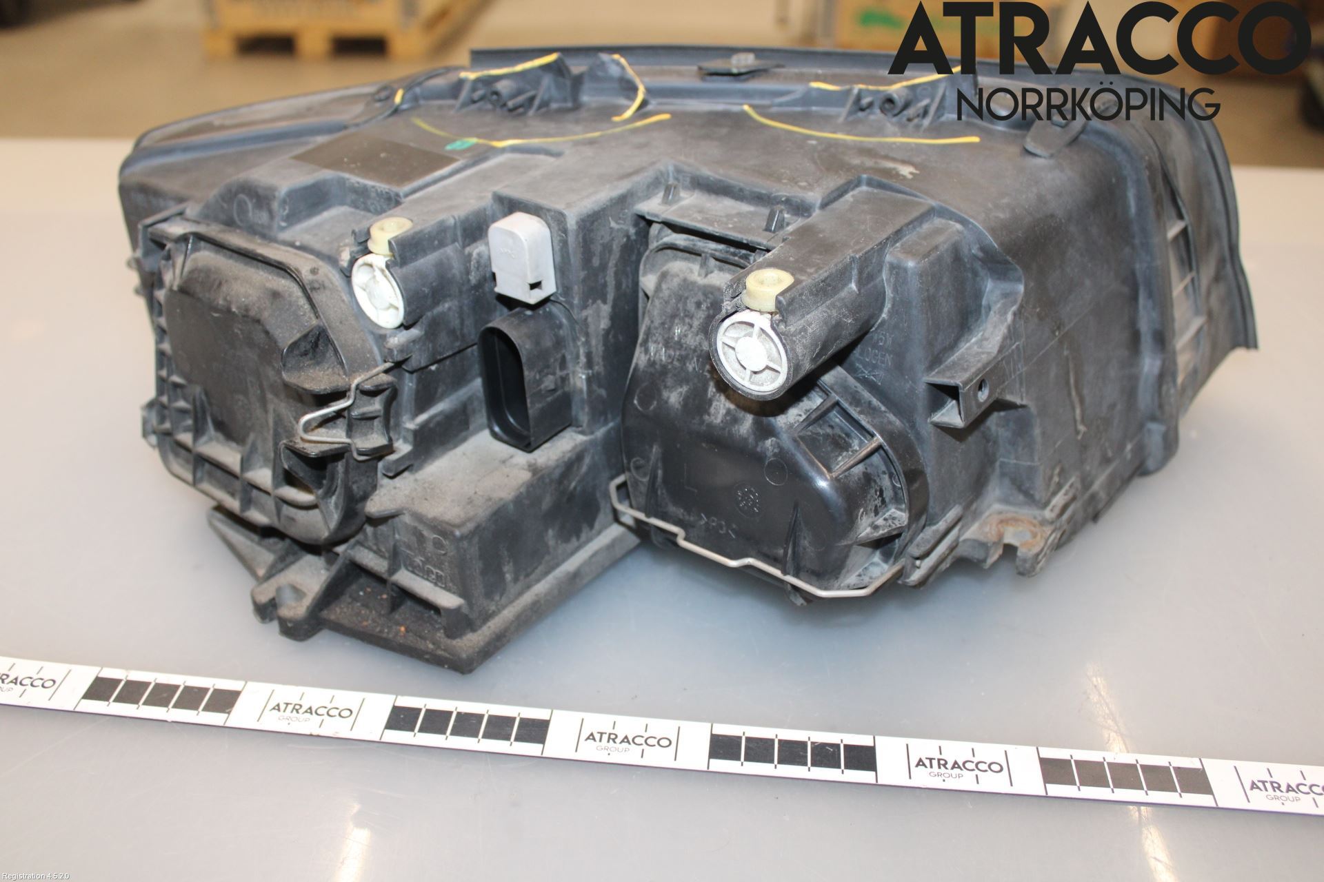 Audi A4/S4 01-05 Frontlykt Venstre