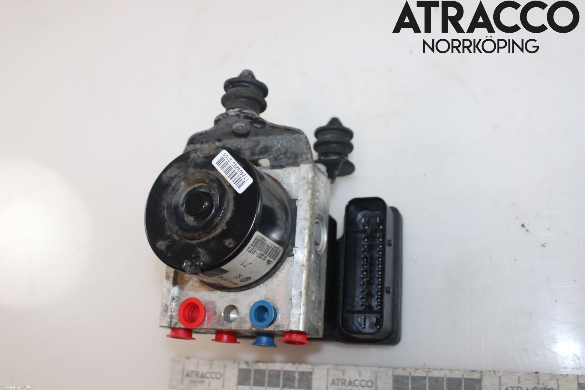 Volkswagen VW CADDY      04-10 Abs Hydraulikkaggregat