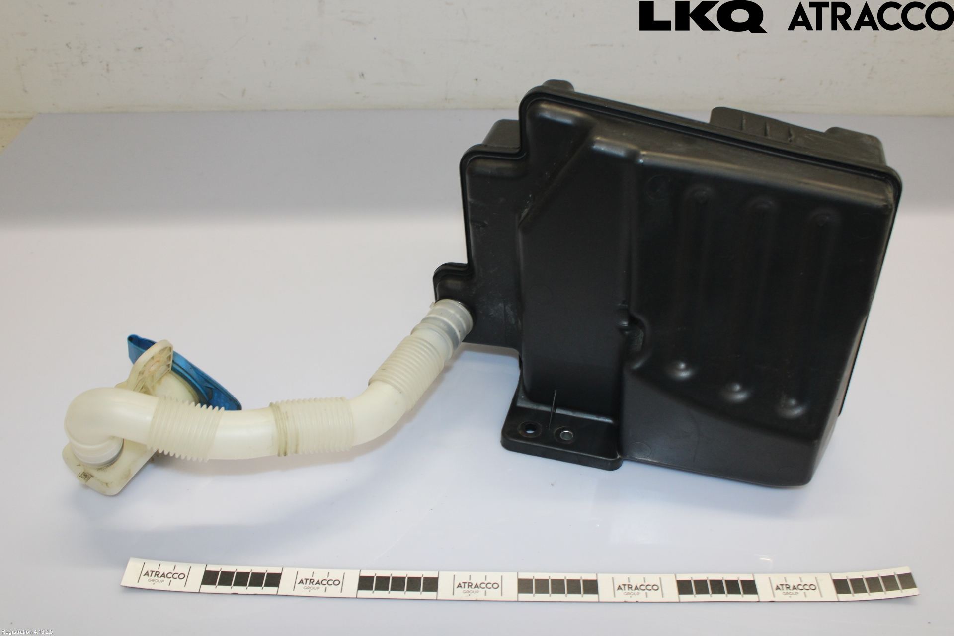 Skoda SUPERB 09-15 Spylerbeholder Frontrute-Lykte
