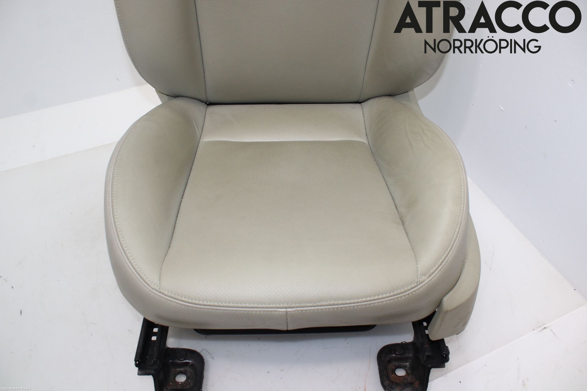 Ford FOCUS     04-07 Innr Sete Foran Venstre