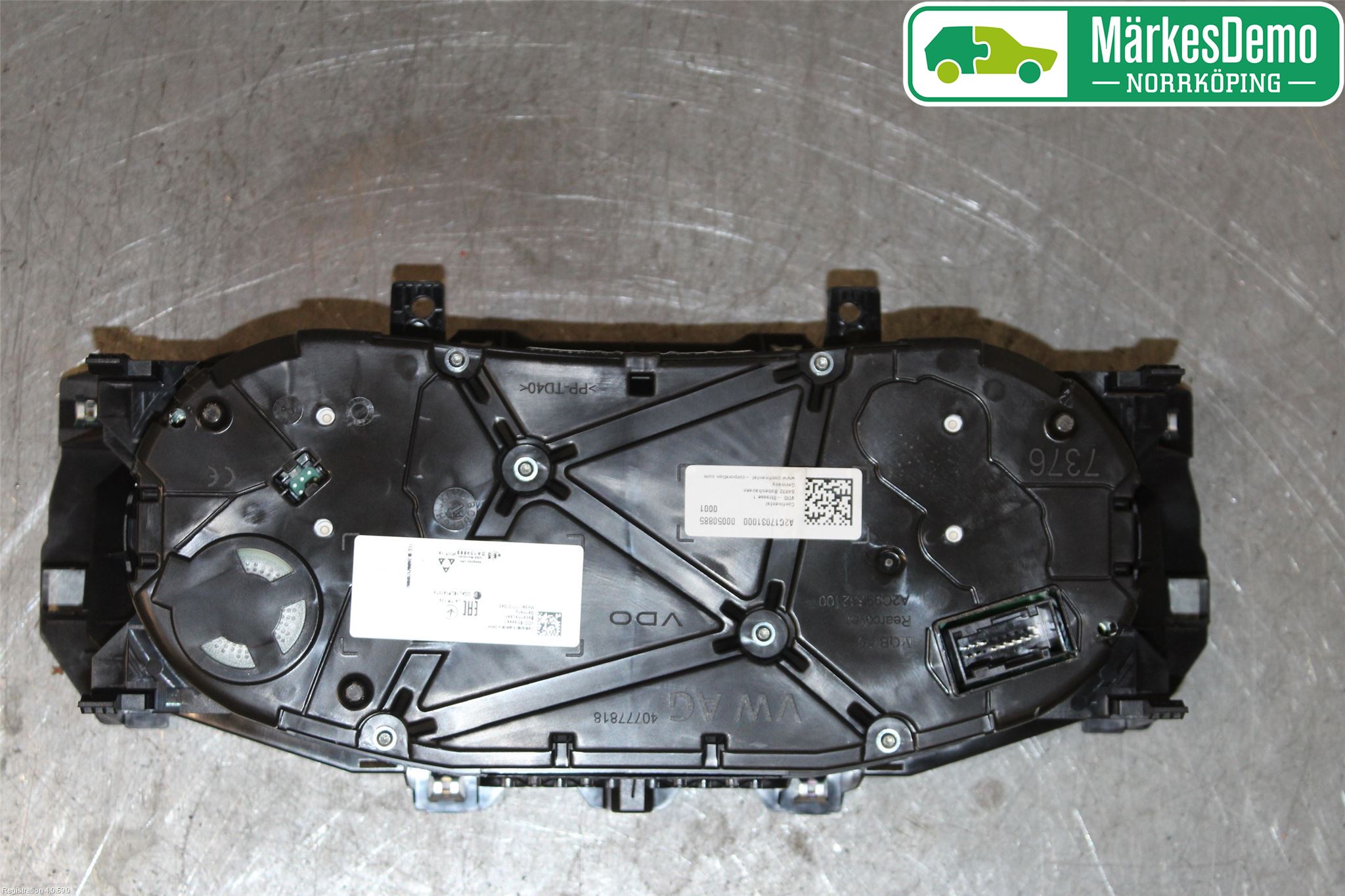 Volkswagen VW POLO VI 18->> Instr Kombinert