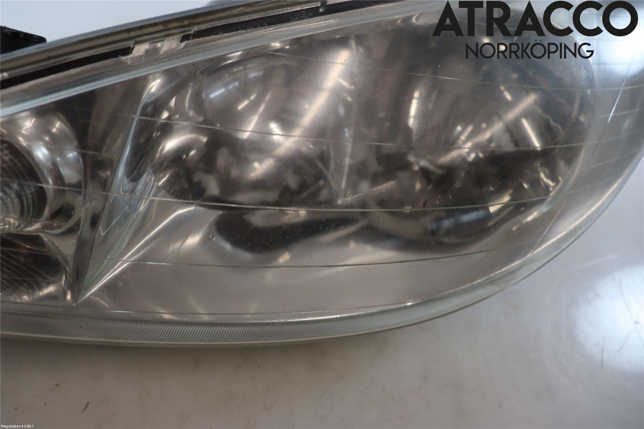 Peugeot 206 98-09 Frontlykt Venstre