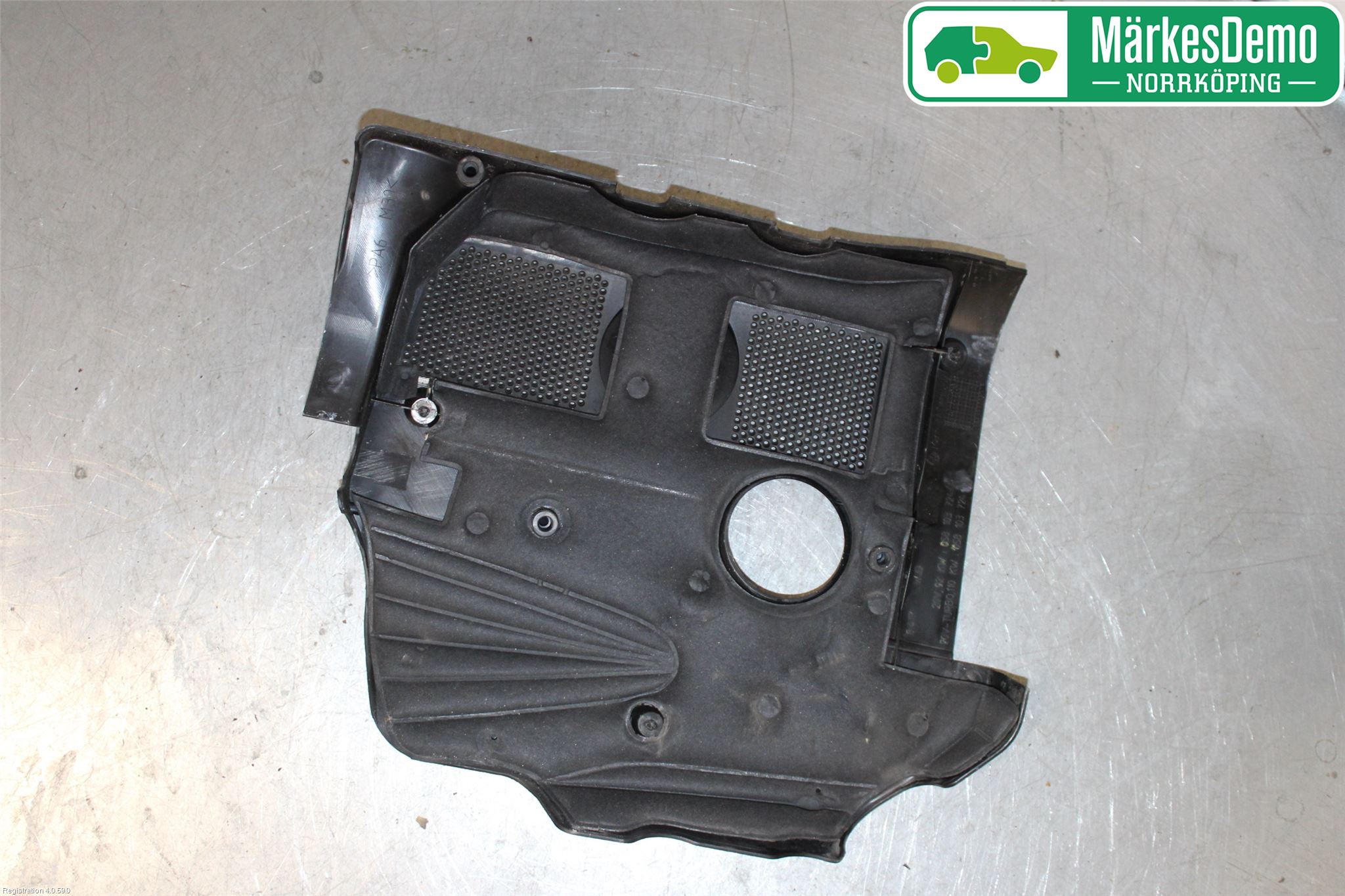 Volkswagen VW PASSAT 97-00 Motor Deksel Over Motor
