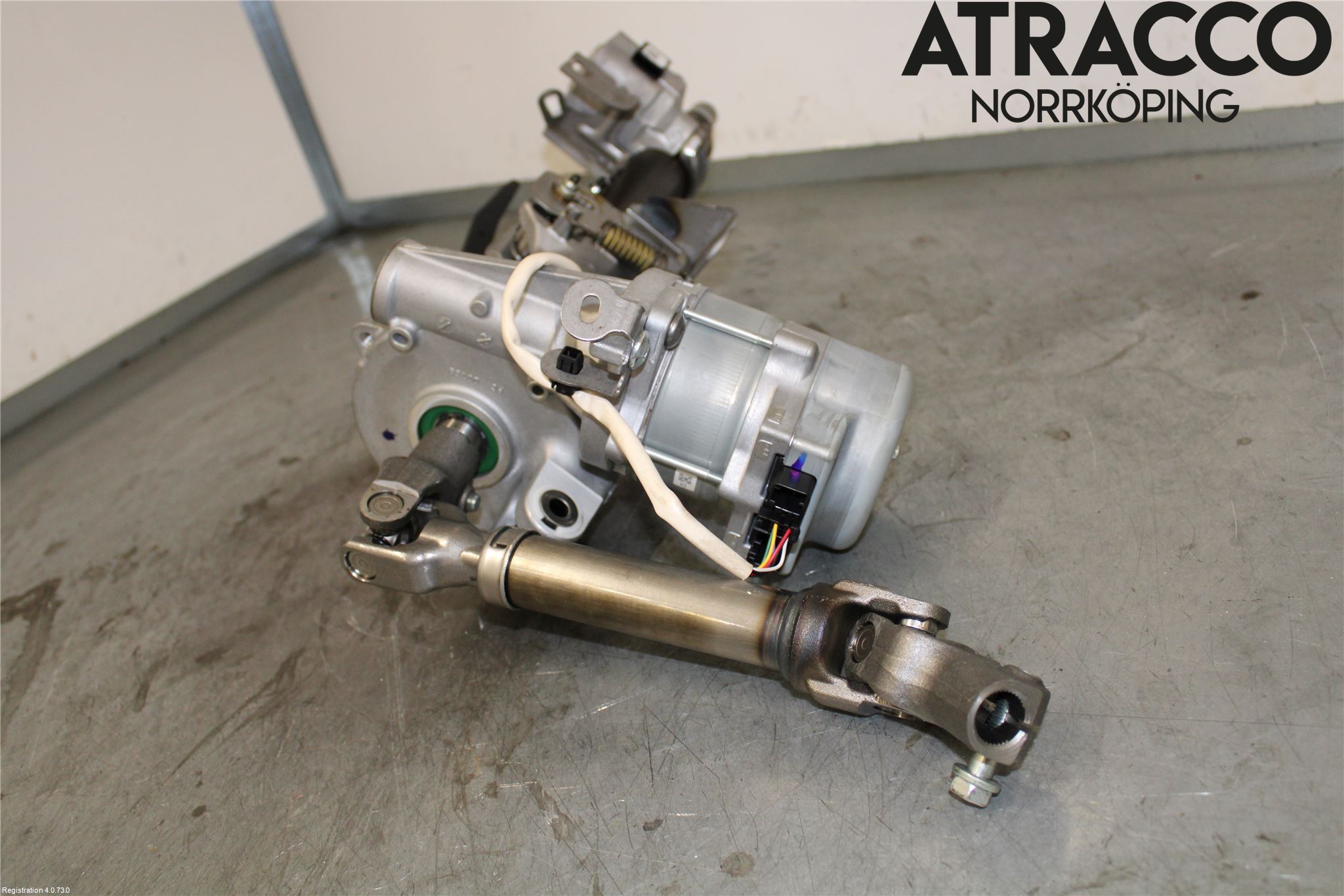 Toyota COROLLA 19- Rattakselaggregat Innebygd Servo