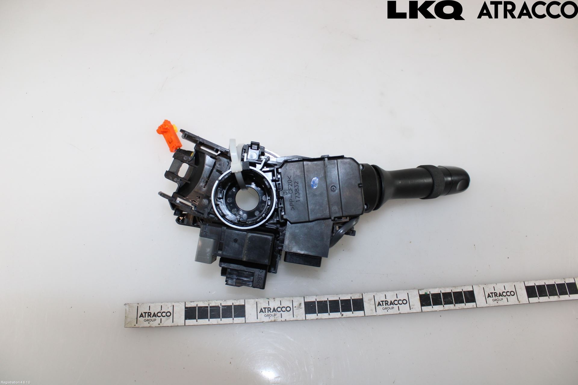 Toyota AURIS 07-09 Bryter Ratt Kombi H Og V