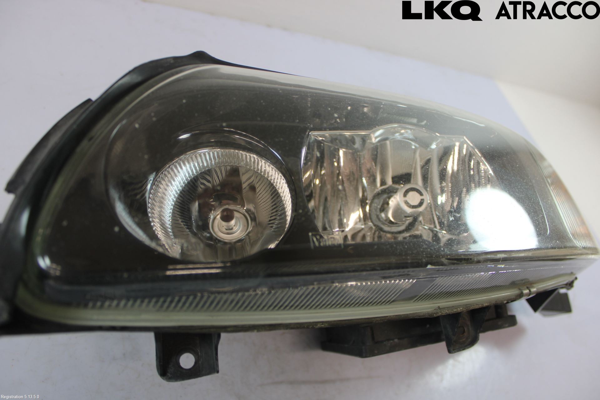 Volvo V70 00-04 Frontlykt Venstre