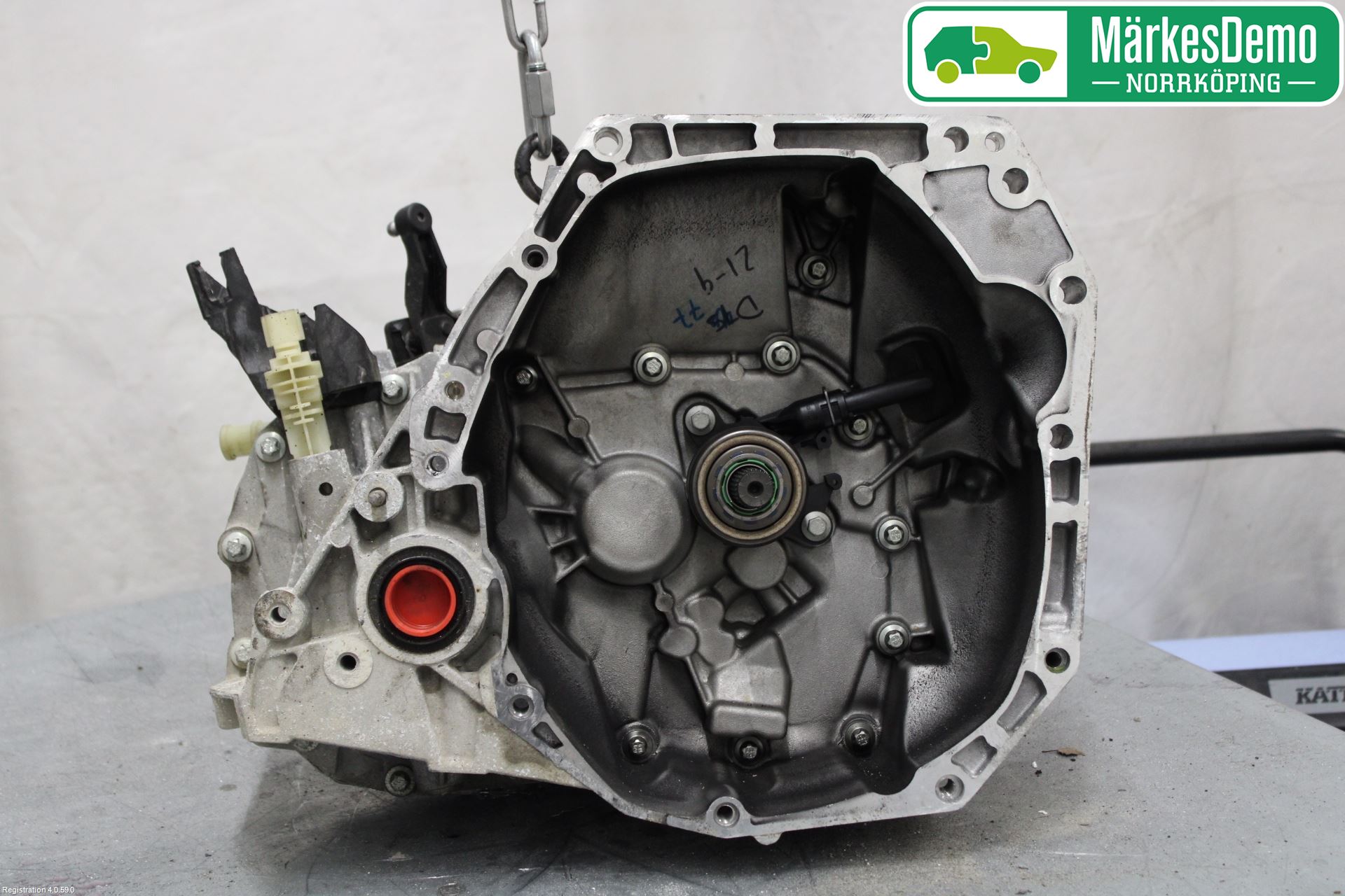 Dacia DUSTER 10-17 Gearkasse 5 Trinn