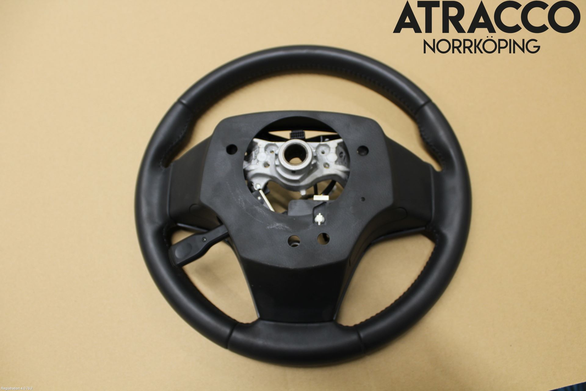Toyota AVENSIS 16-18 Ratt