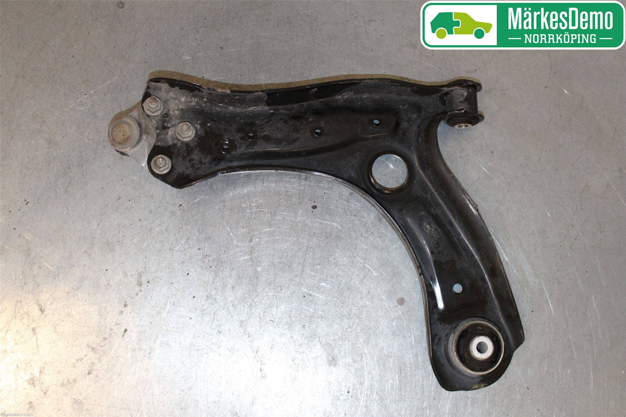 Seat IBIZA IV 08-16 Bærearm Foran Høyre Nedre