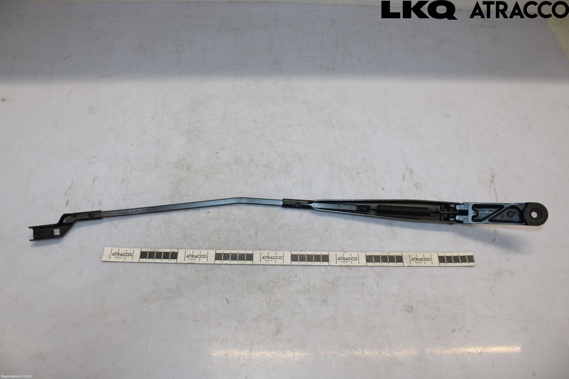 Volkswagen VW TIGUAN 24- Viskerarm-Armer Frontrute