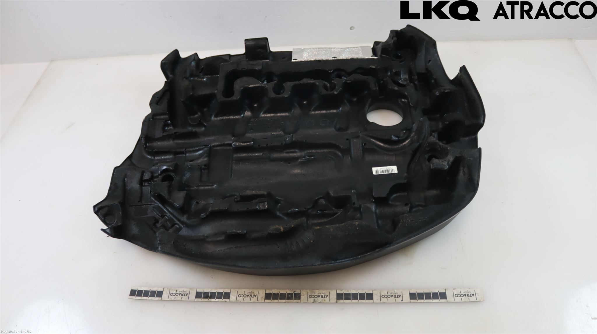 Volvo V90 17->> Motor Deksel Over Motor
