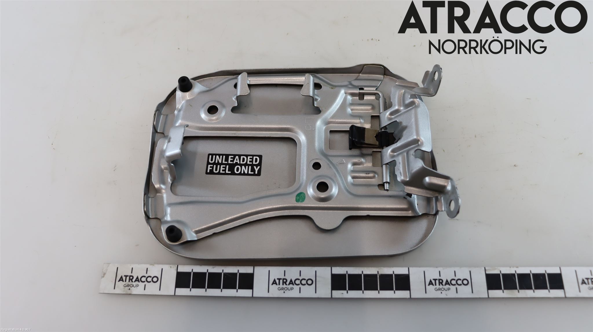 Toyota AVENSIS 09-15 Drivstoff Tankluke