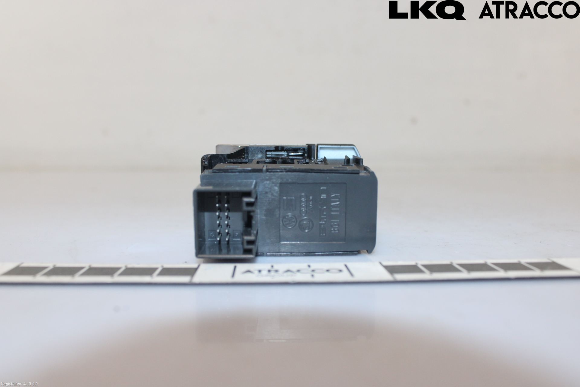 Volkswagen VW TOUAREG CR 18- Bryter Parkeringsbrems