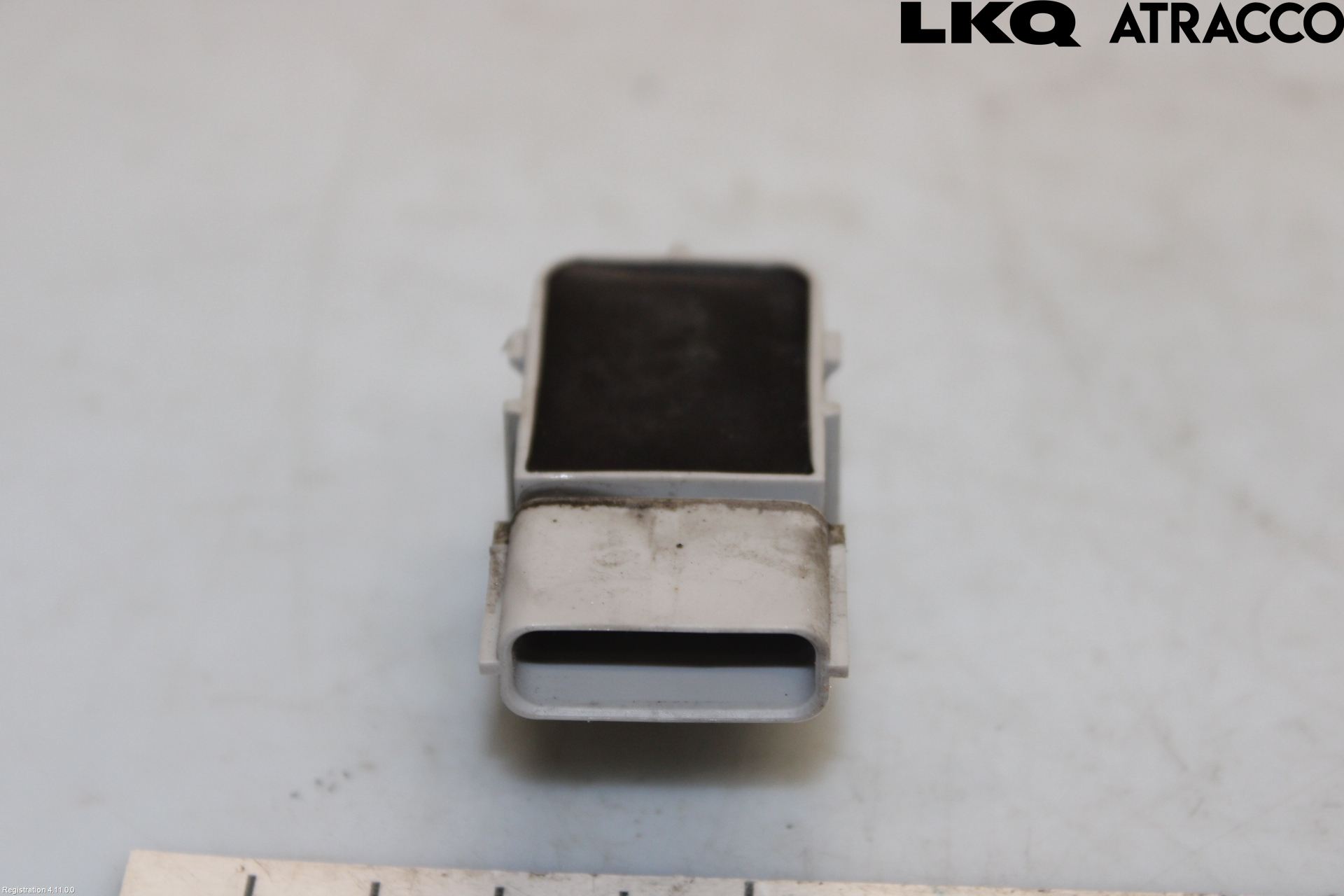 Kia CARENS III 13-19 Sensor Parkering Front