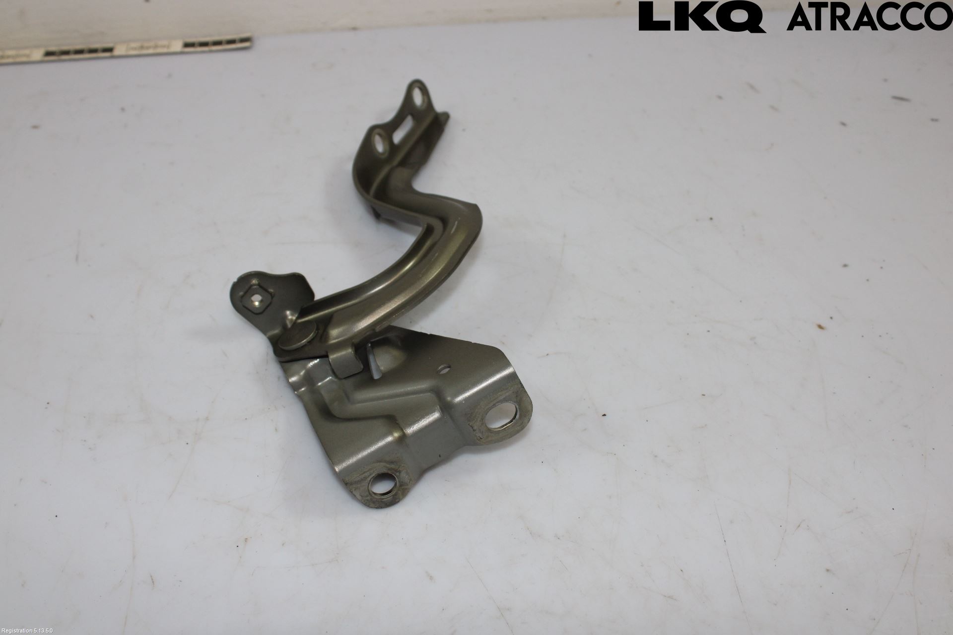Toyota YARIS XP21 20- Panser Hengsel - Hengsler