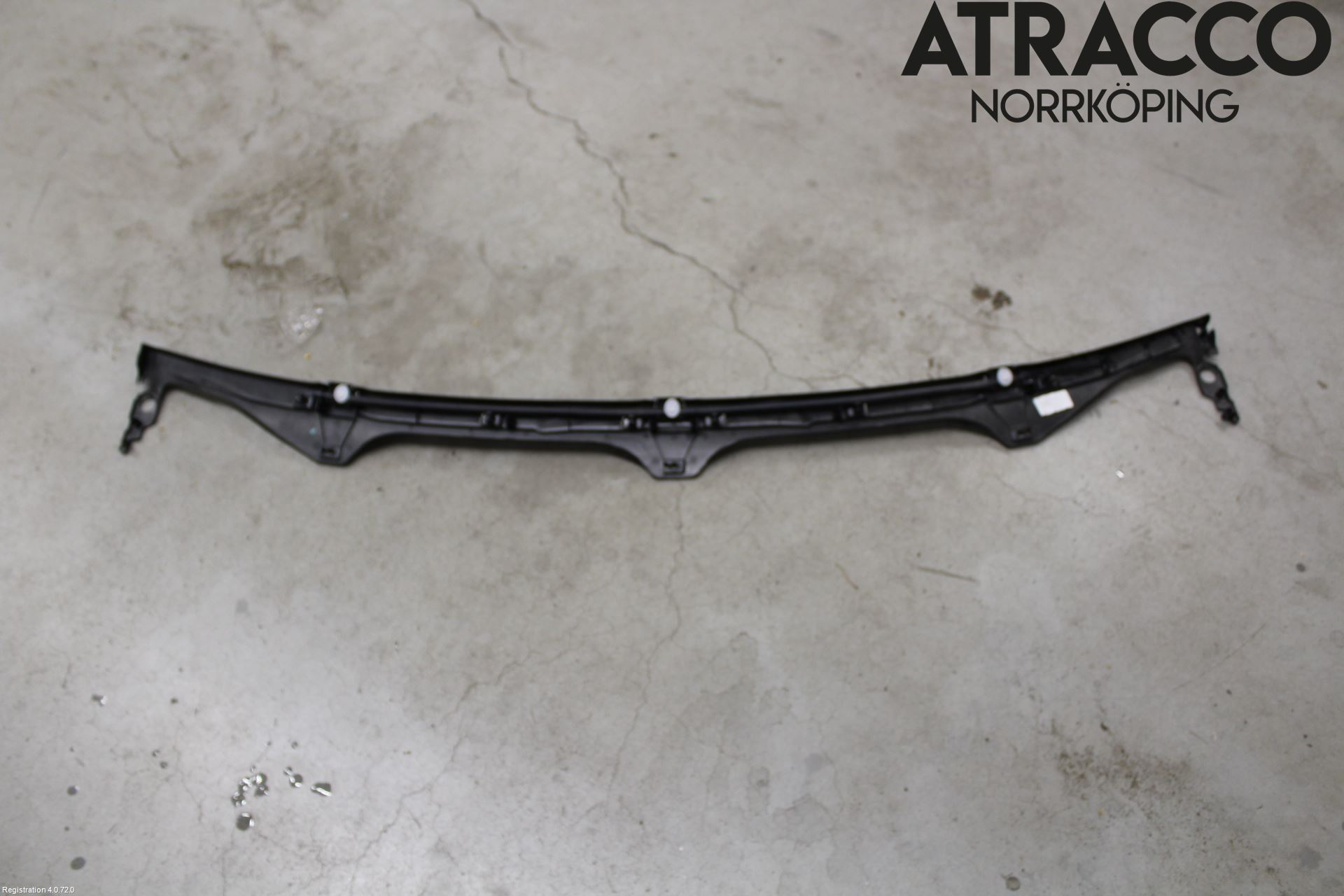 Mercedes-Benz MB C-KLASS (W205) 14-21 Visker Deksel-Grill-Under Frr