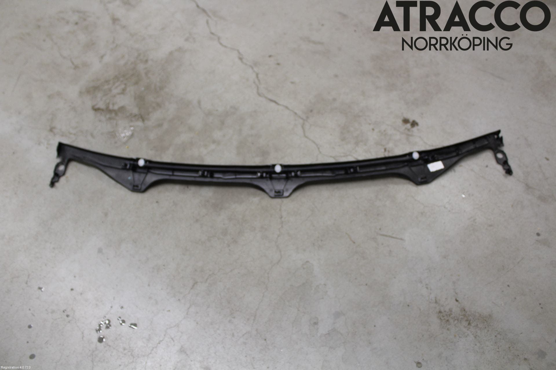 Mercedes-Benz MB C-KLASS (W205) 14-21 Visker Deksel-Grill-Under Frr