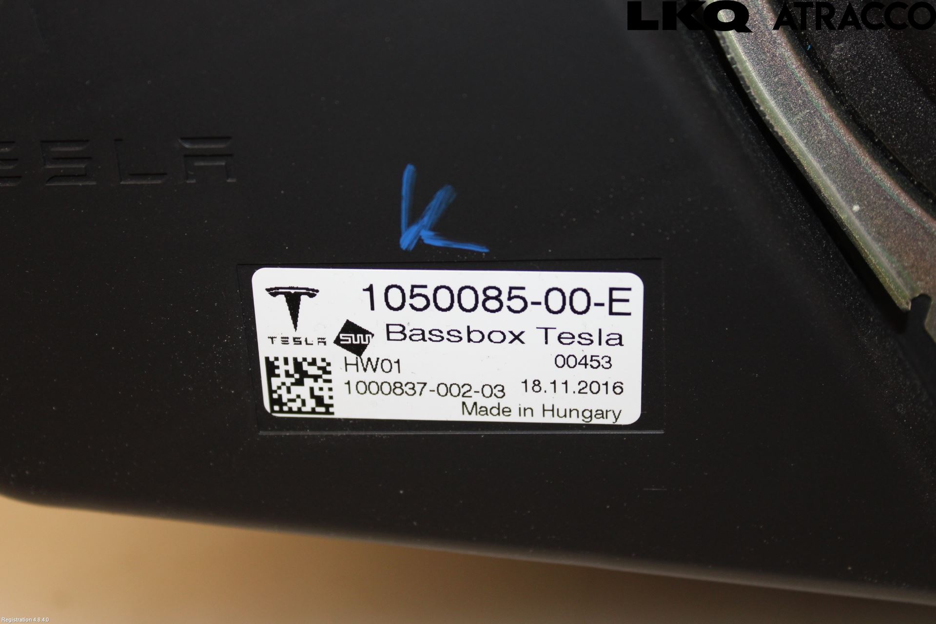 Tesla MODEL X 16- Innr Høyttaler