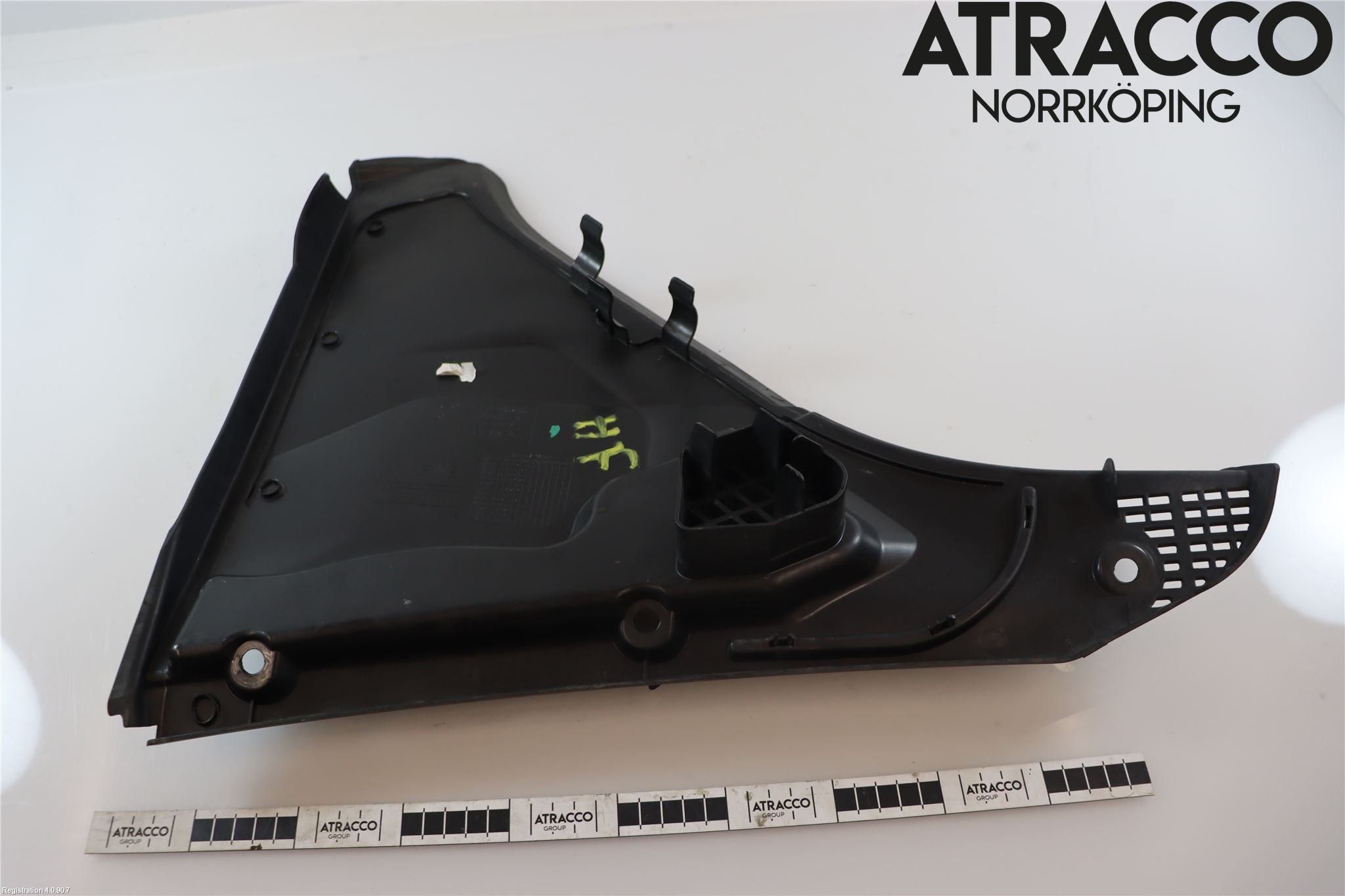 BMW 5 F10/F11/F18 09-17 Visker Deksel-Grill-Under Frr