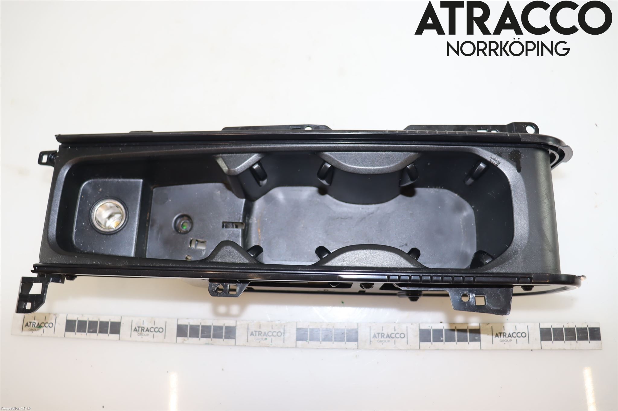 Volvo S90 17->> Innr Koppholder