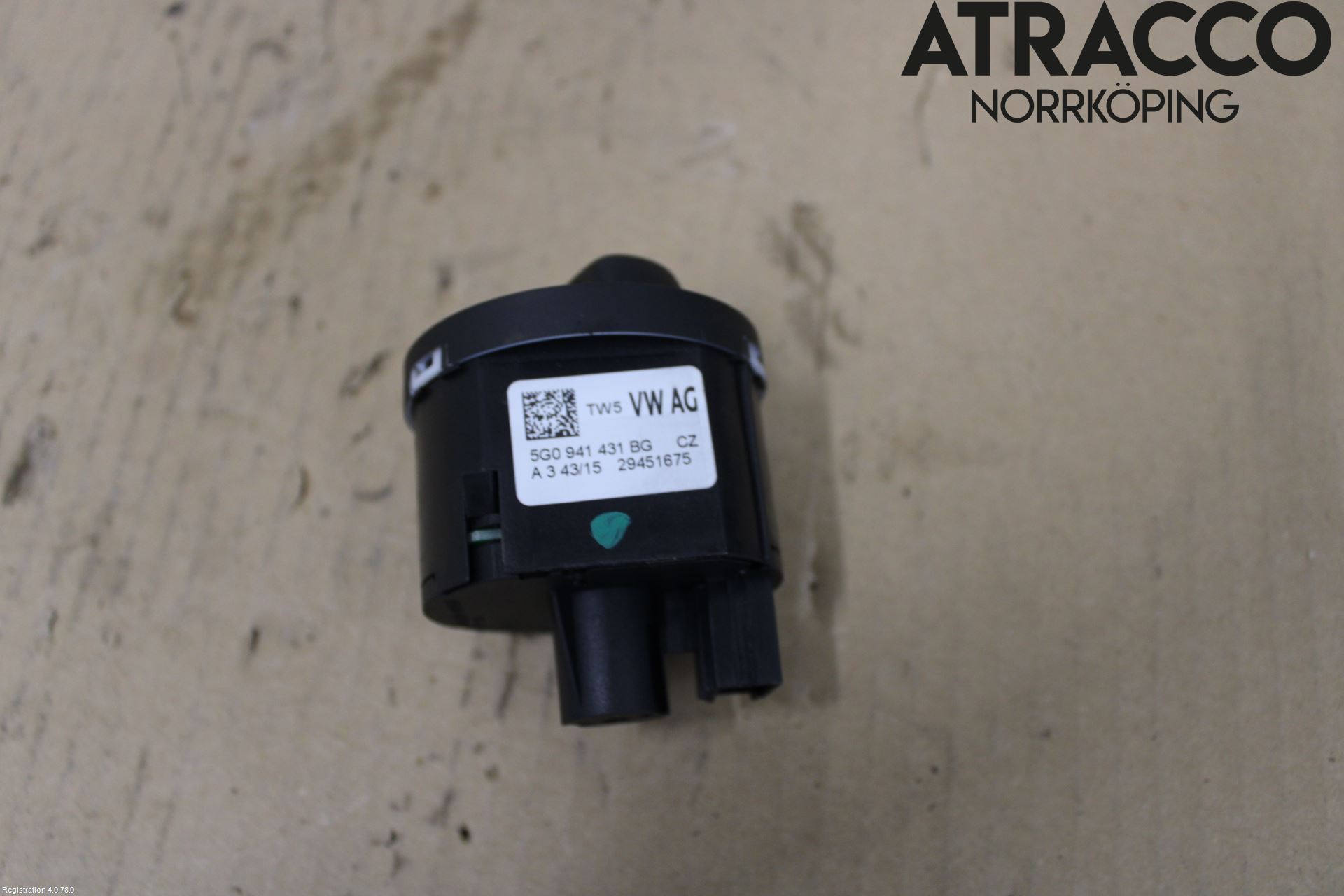 Volkswagen VW GOLF SPORTSVAN 15-20 Bryter Hovedlys