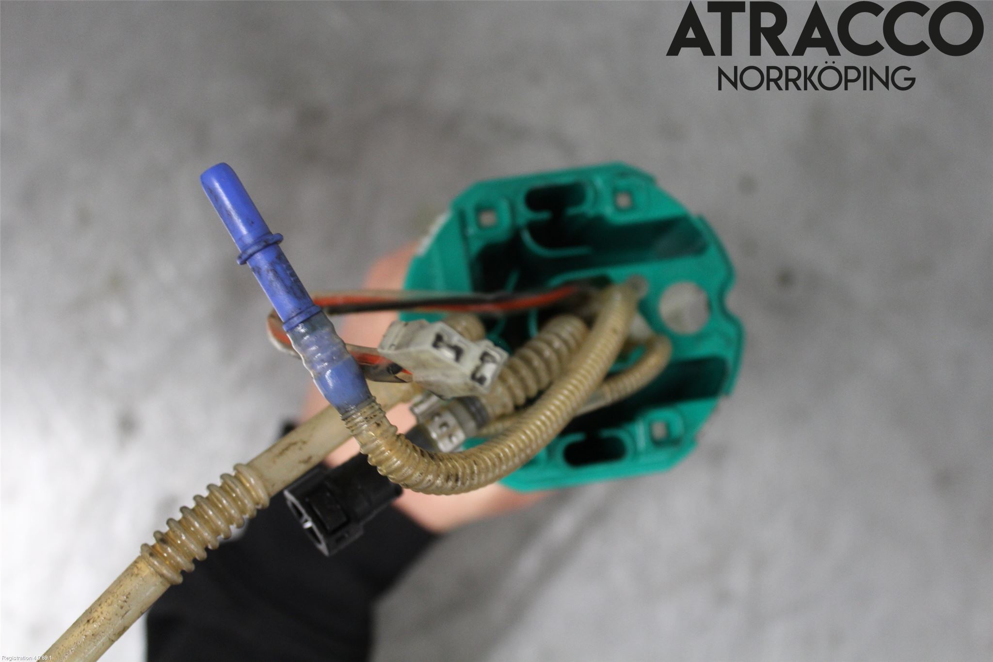 Audi A8/S8 4E  02-09 Drivstoffpumpe Fødepumpe El