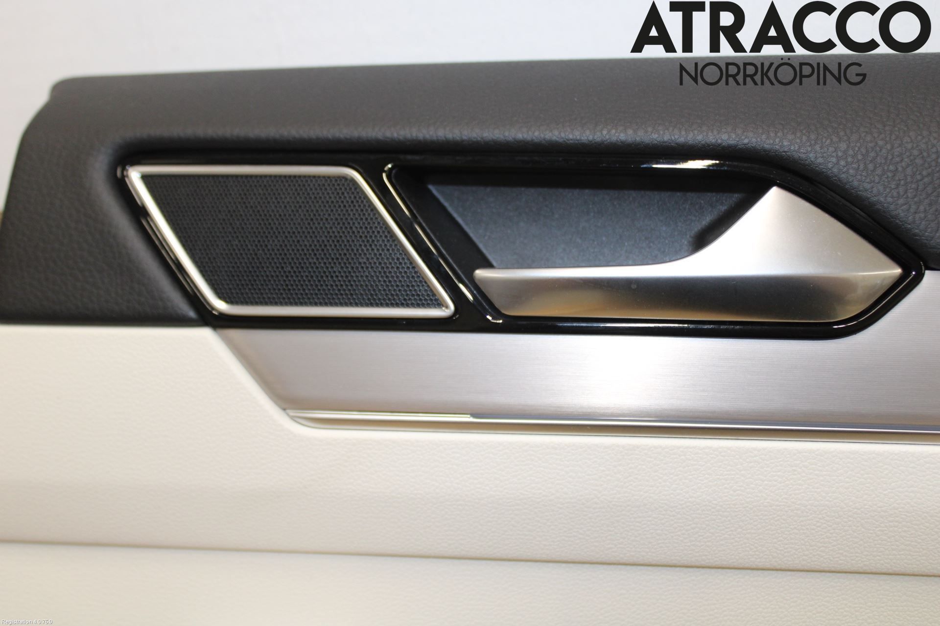 Volkswagen VW PASSAT 15-19 Innr Dørtrekk Høyre