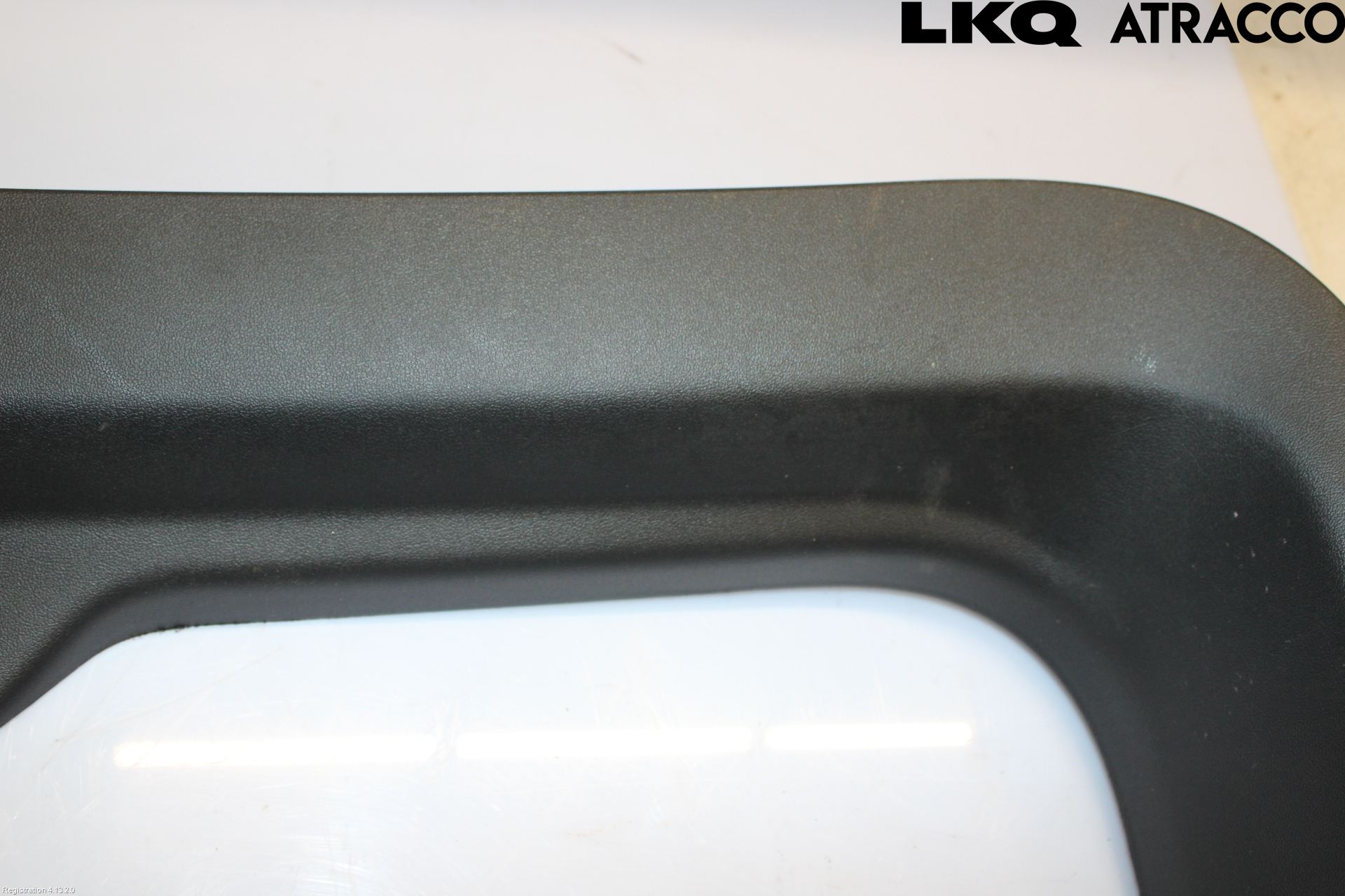 Tesla MODEL Y 21- Innr Bakluketrekk
