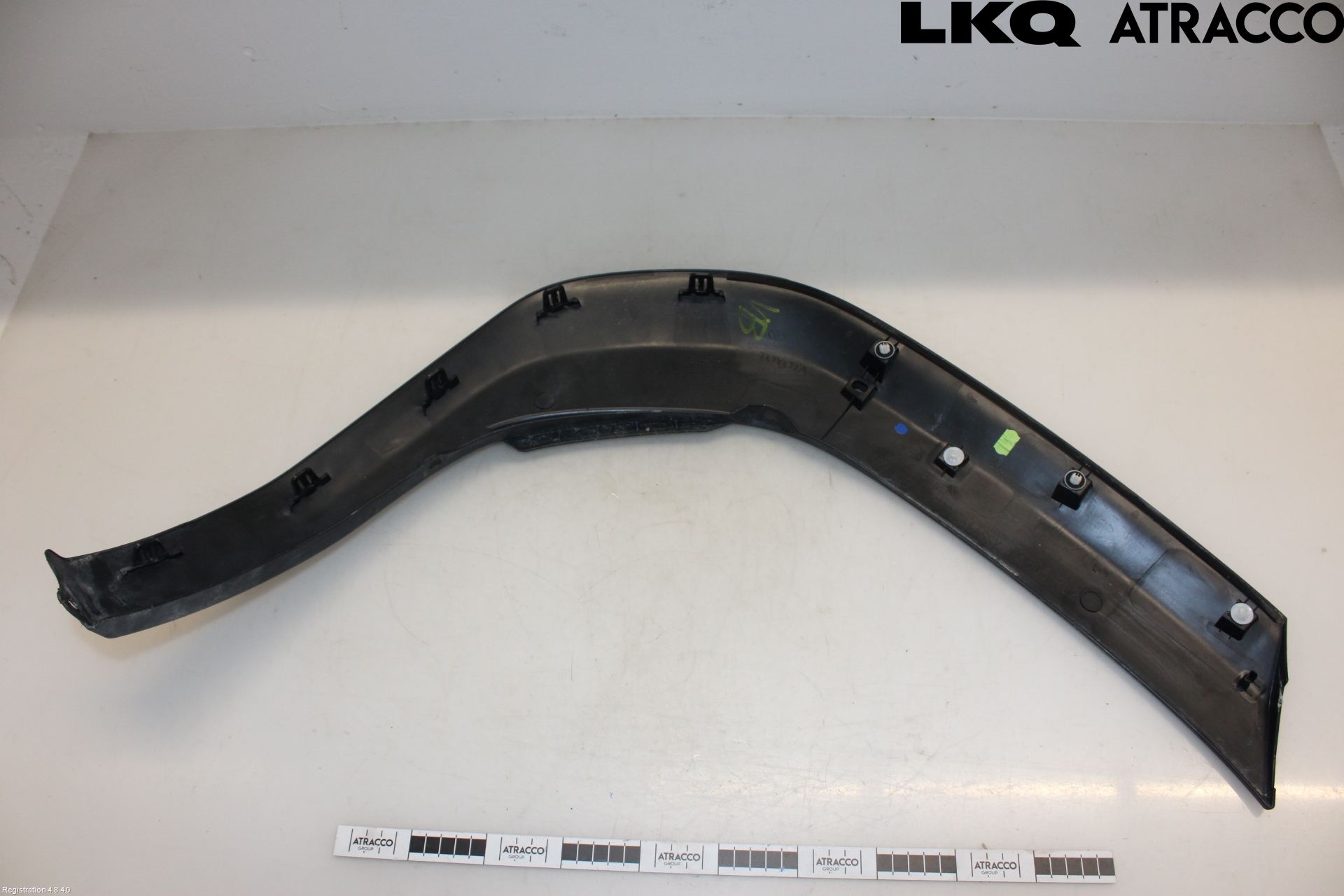 Toyota YARIS CROSS XP21 21- Skjerm Bredder