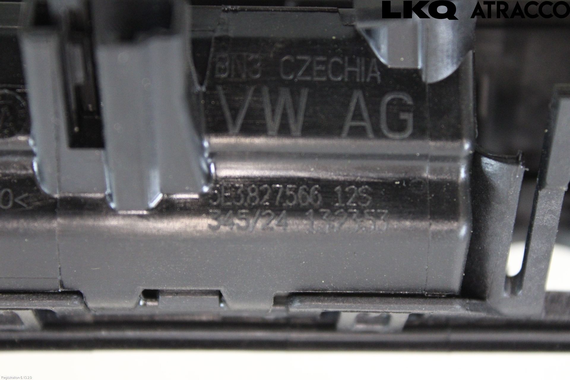 Audi A3/S3 8Y 21- Bakluke Handtak Ytre