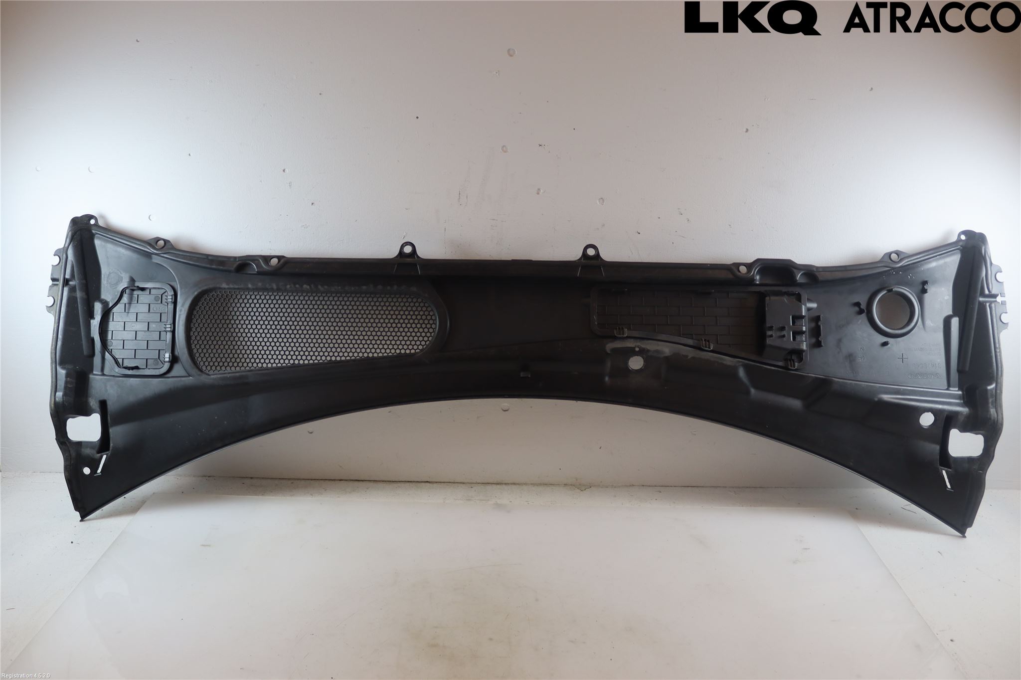 Volvo V60 19- Visker Deksel-Grill-Under Frr
