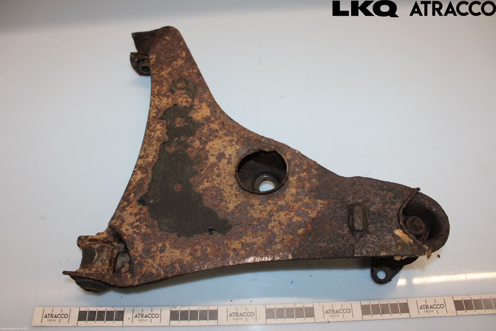 Volkswagen VW K70 Bærearm Foran Venstre Nedre