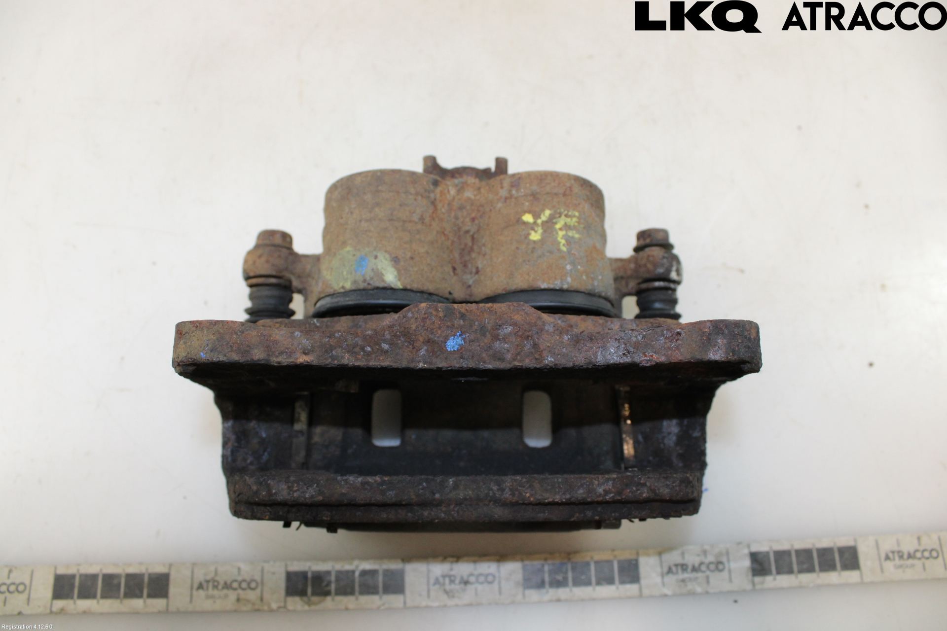 Subaru LEGACY    04-06 Bremsecaliper Foran Venstre