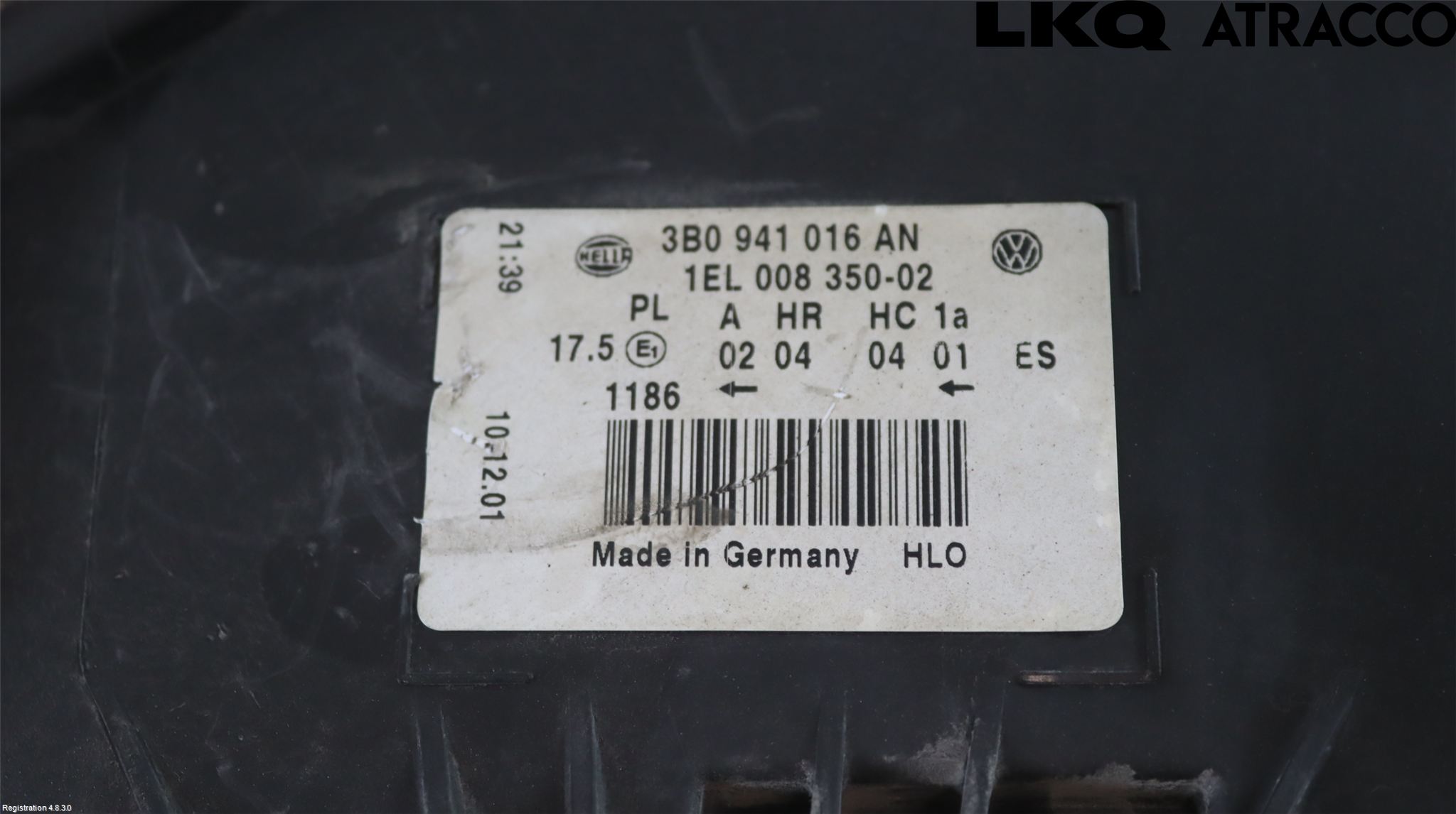 Volkswagen VW PASSAT 01-05 Frontlykt Høyre