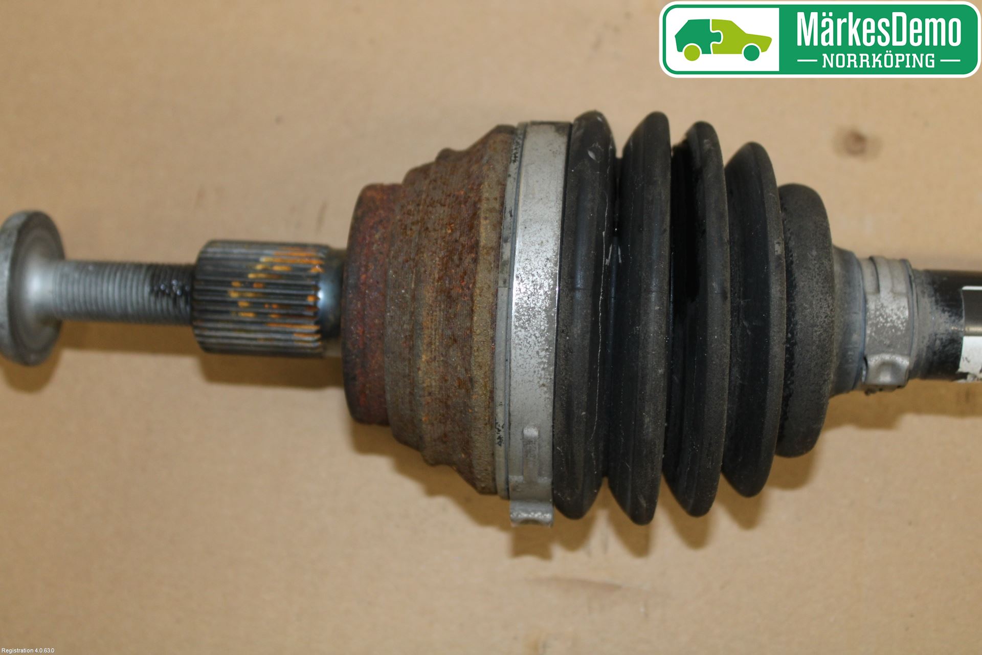 Seat LEON 13-20 Drivaksel Foran Kompl Venstre