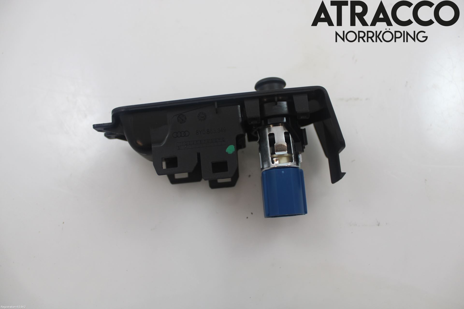 Audi A3/S3 8Y 21- Innr Sigarett Tenner