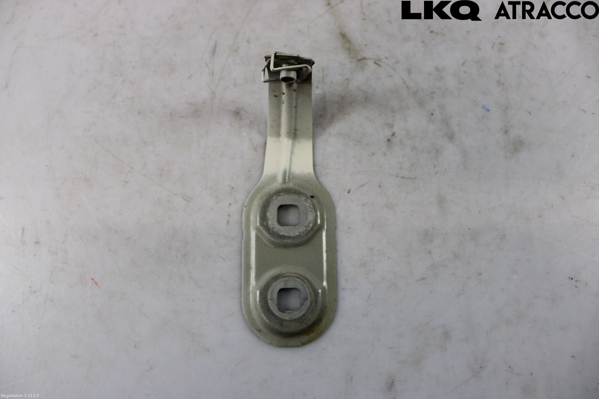 BMW 5 F10/F11/F18 09-17 Frontskjermfeste Venstre