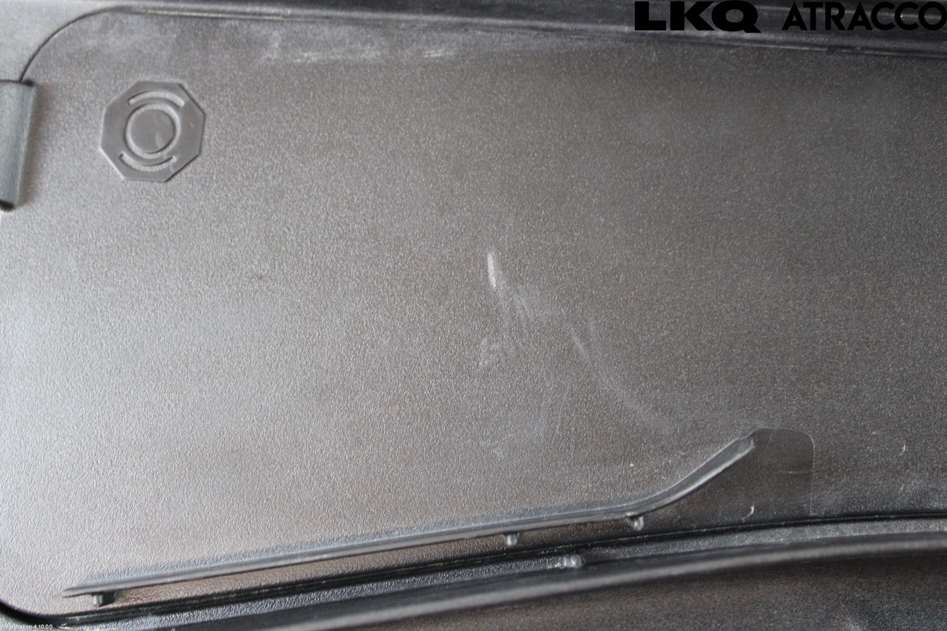Volvo V90 17->> Visker Deksel-Grill-Under Frr