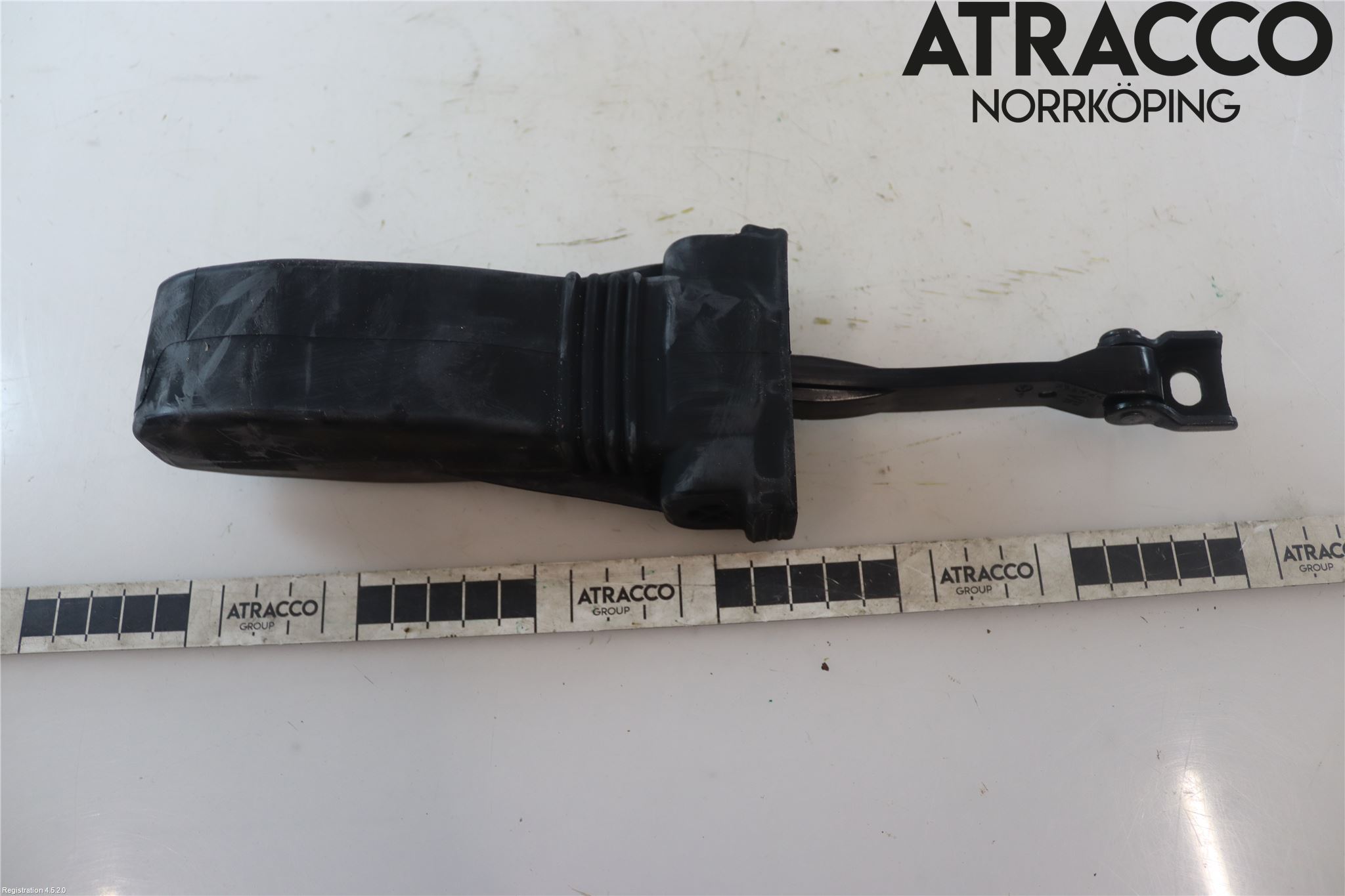 Audi A6 F2/C8 19- Dørstopper