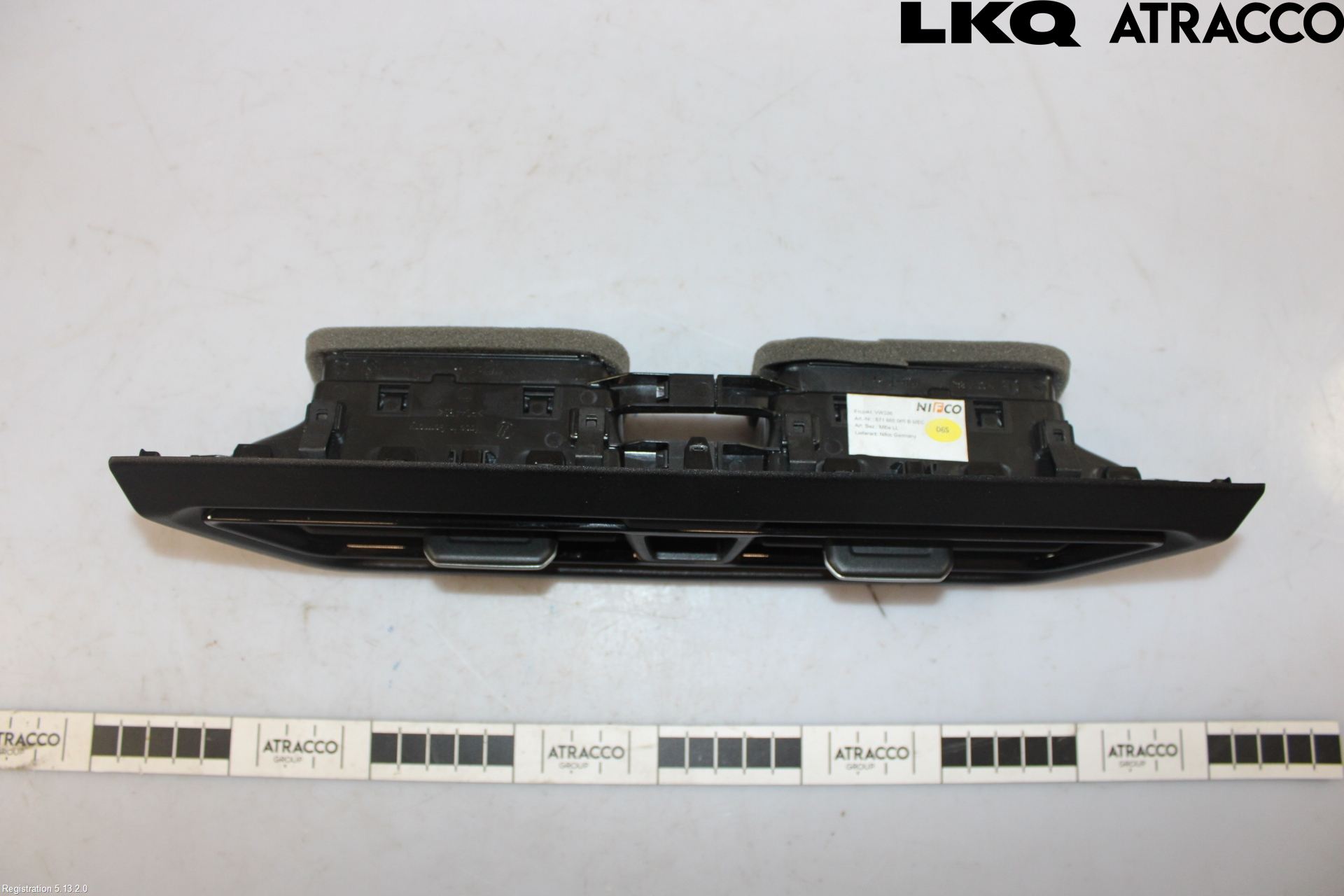 Volkswagen VW TIGUAN 24- Dashbord Kanal - Dyse