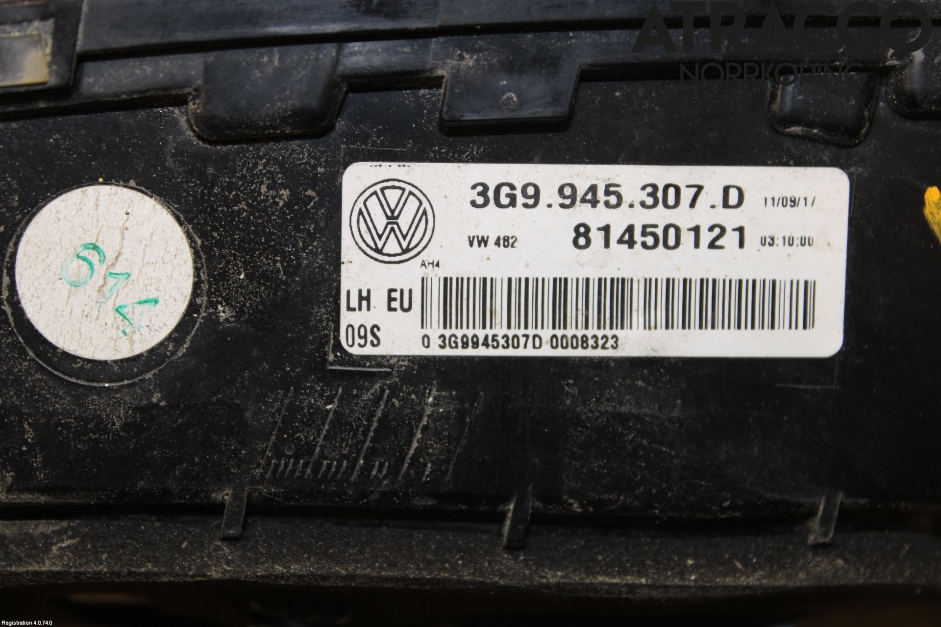 Volkswagen VW PASSAT 15-19 Baklykt Venstre  På Luke(Indre