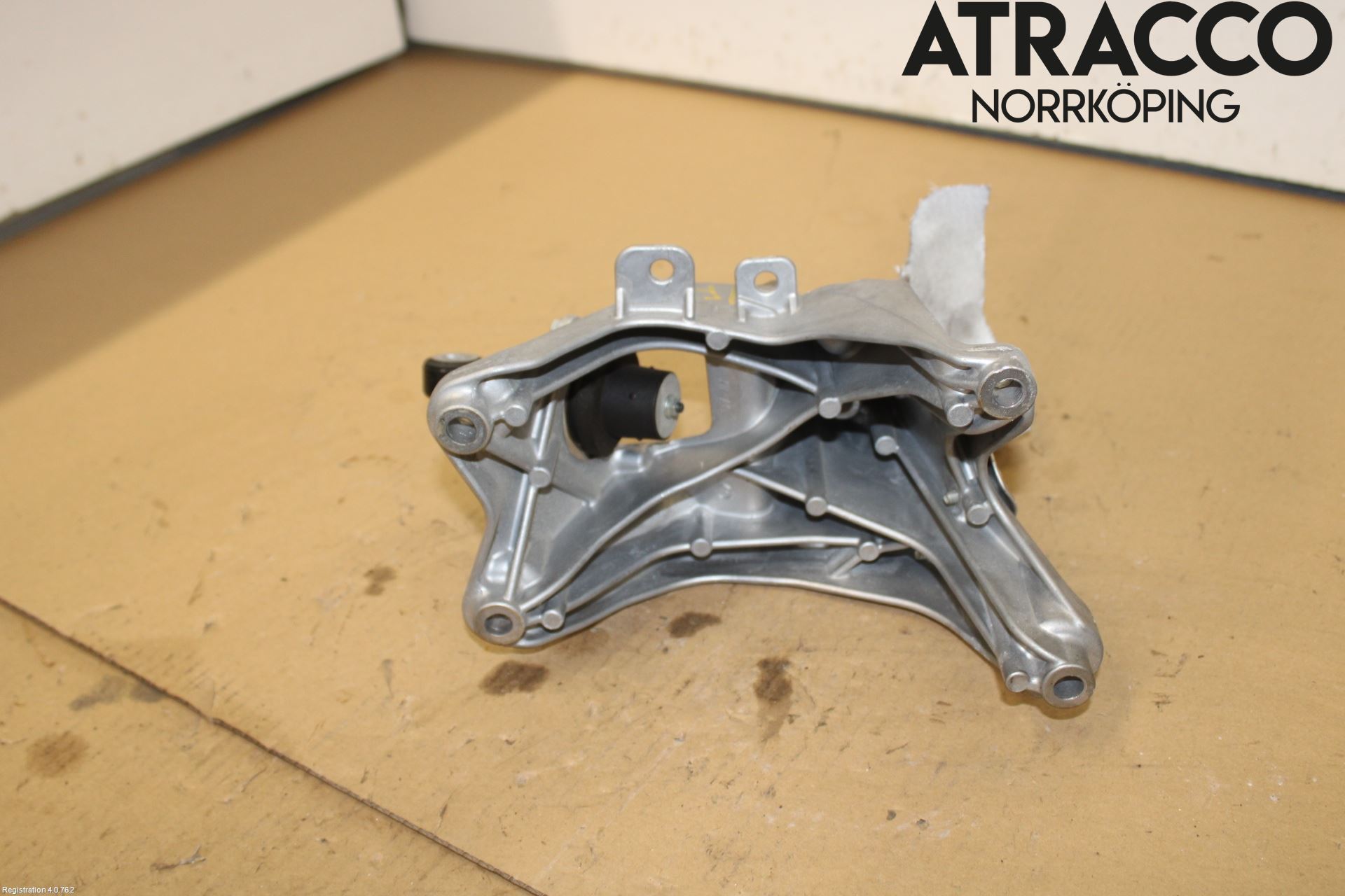 Audi A5 17- Motor Feste Stål-Alu