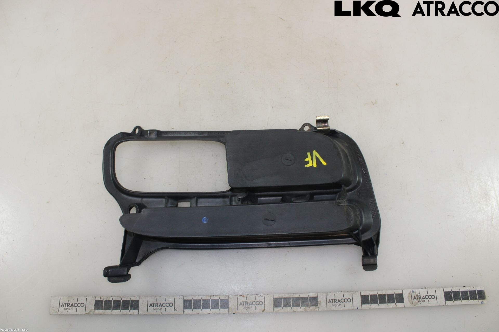 Toyota AVENSIS 03-06 Frontlykt Kurve-Tåkelys Ramme