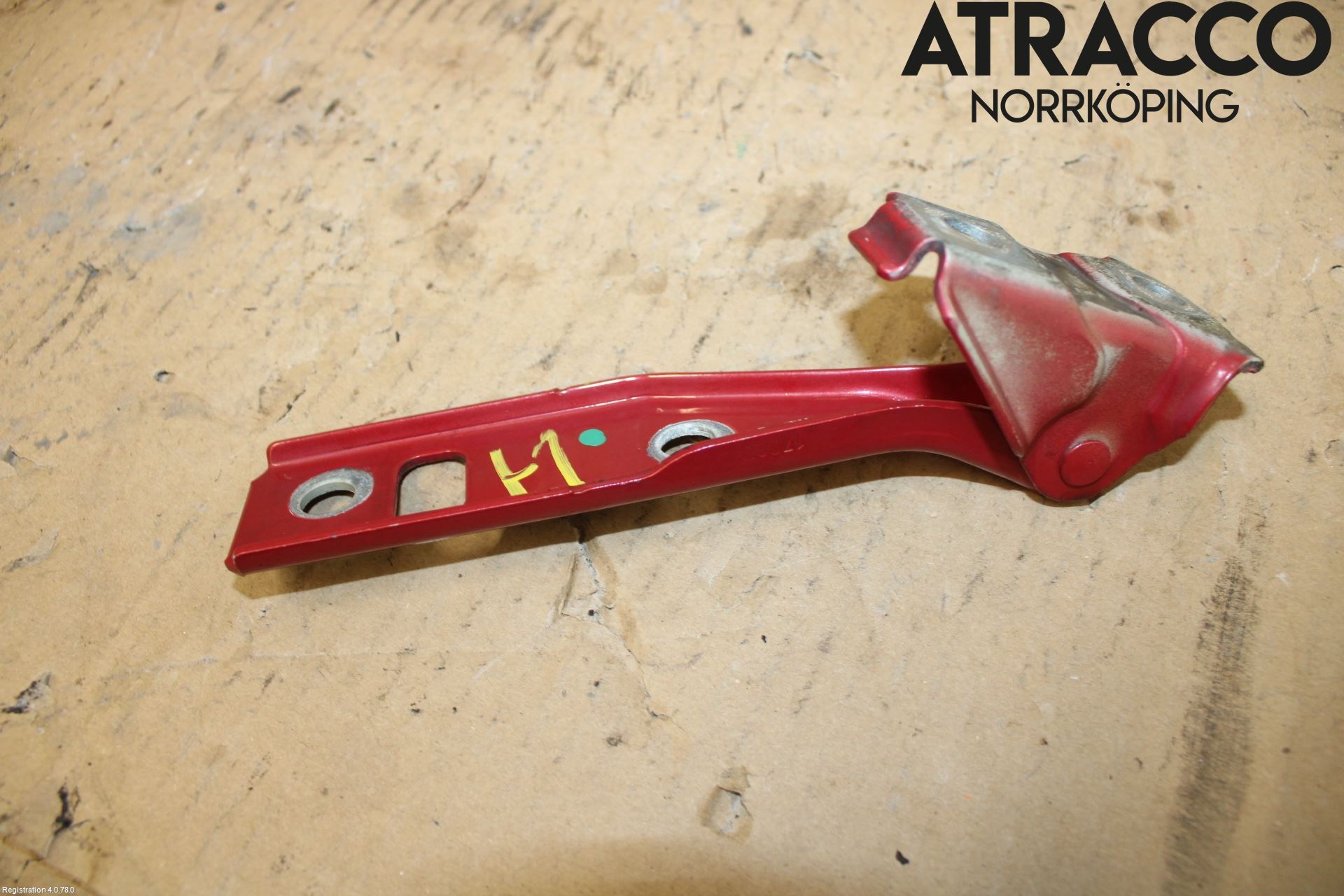 Volkswagen VW GOLF IV 98-06 Panser Hengsel - Hengsler