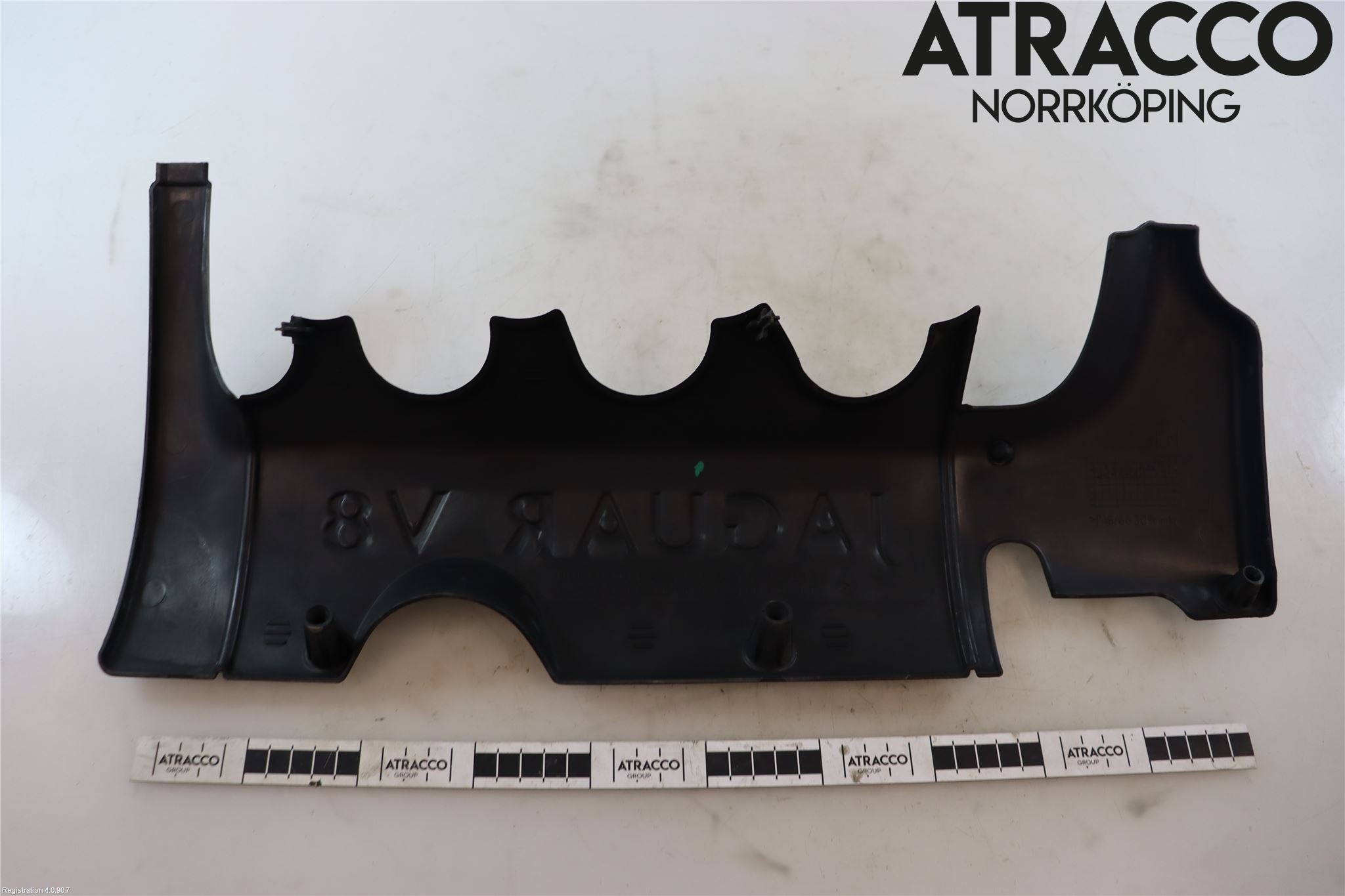 Jaguar XJ X308        98-02 Motor Deksel Over Motor